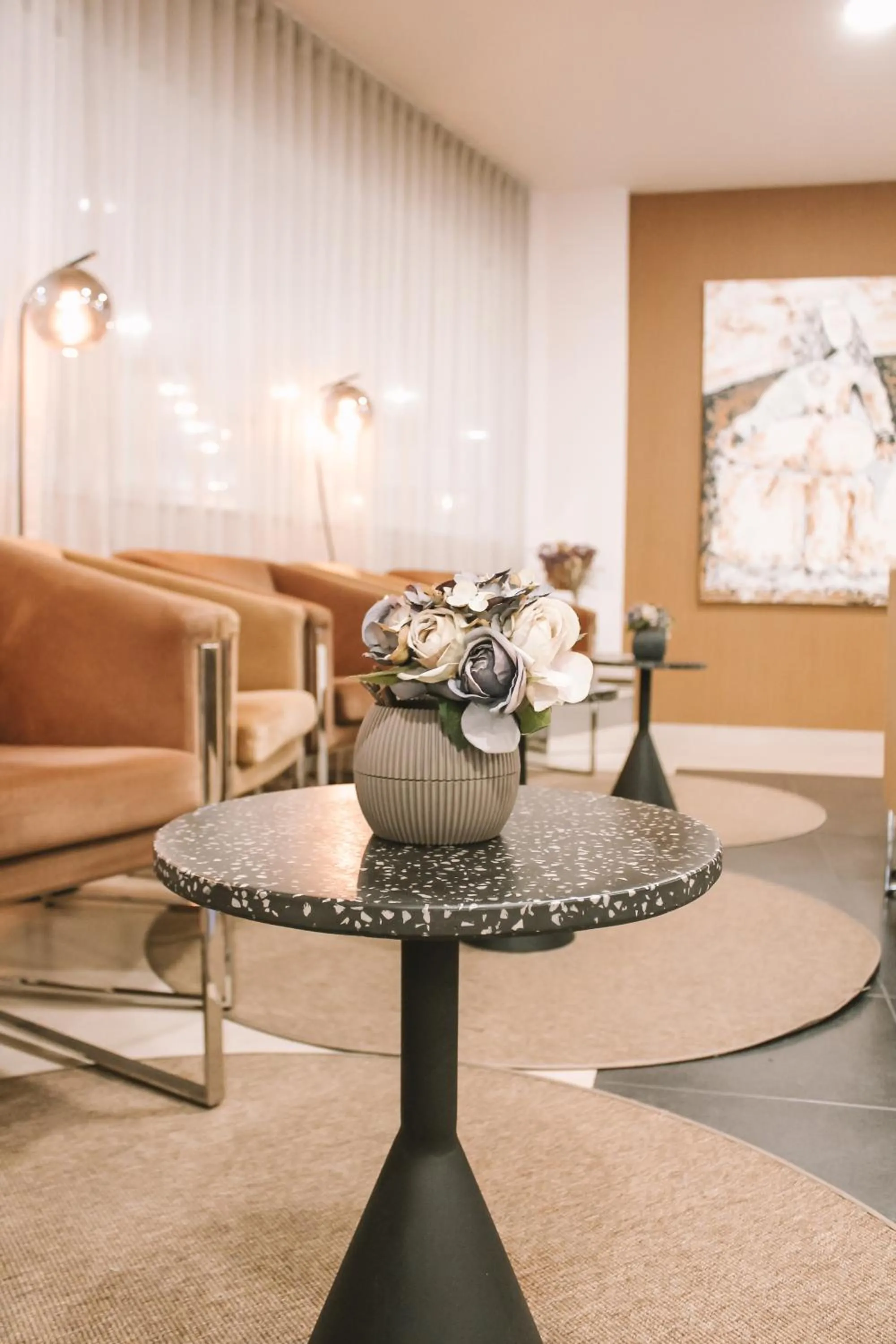 Lobby or reception in Vitoria Hotel