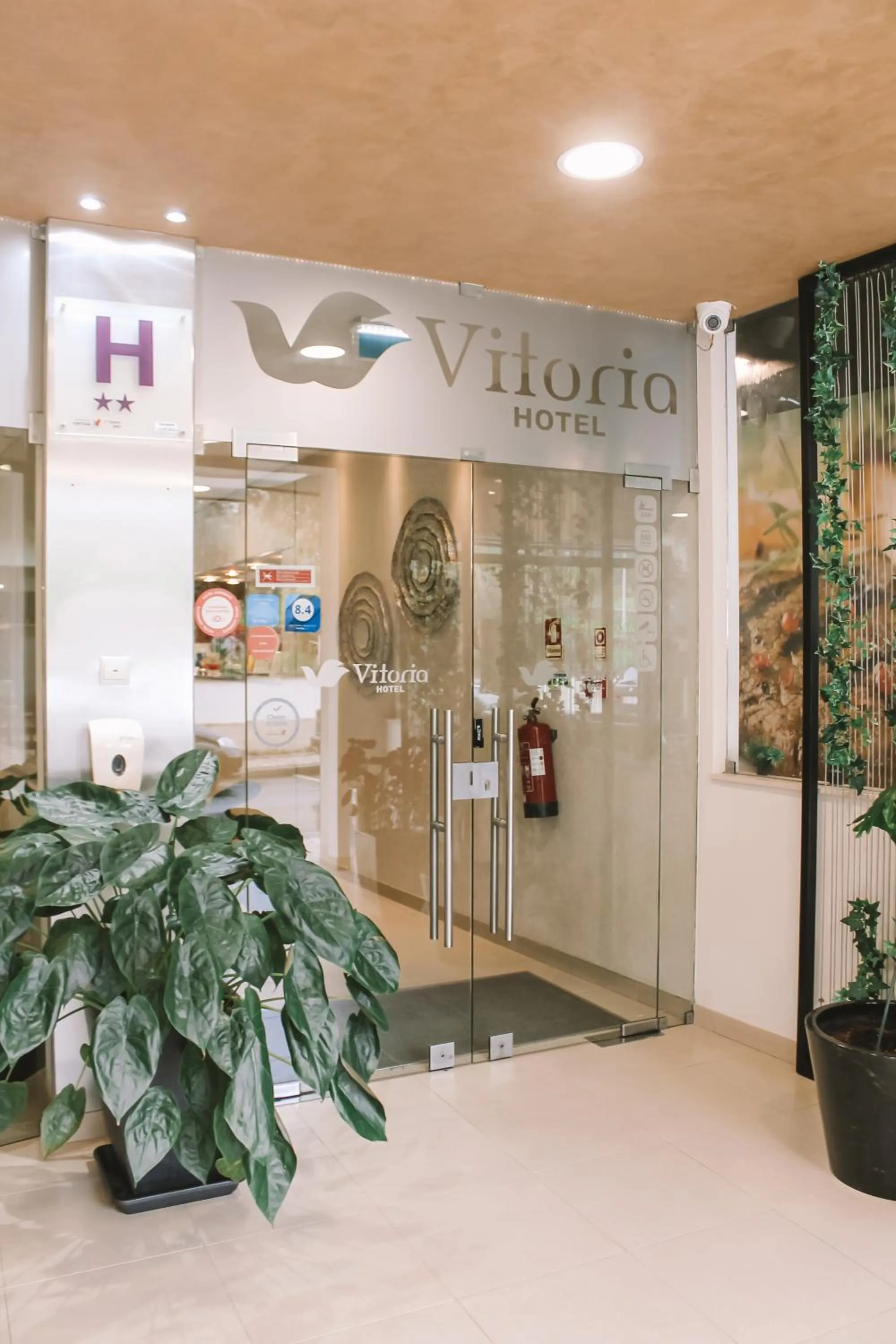 Facade/entrance in Vitoria Hotel