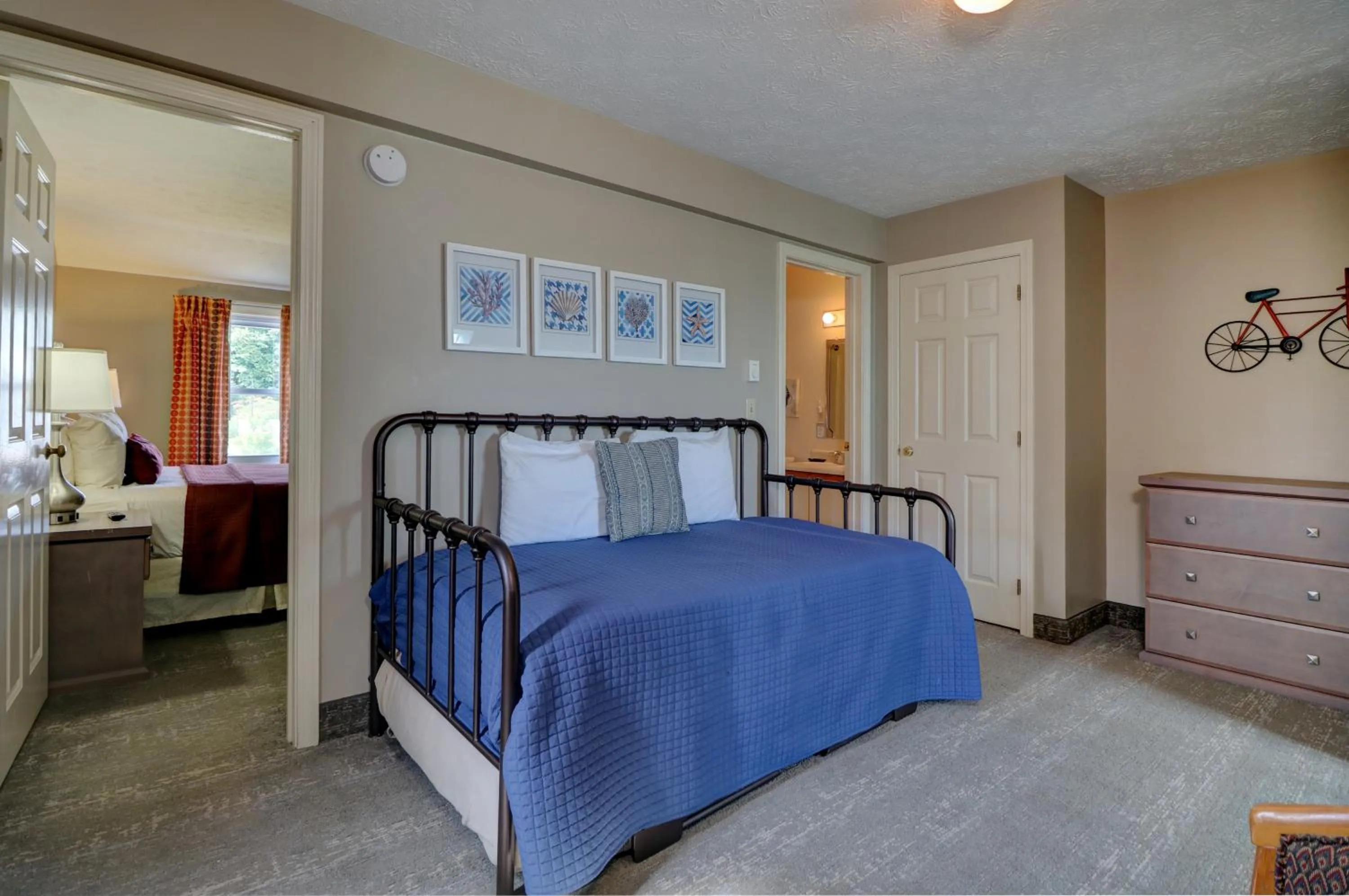 Bed in Misty Harbor Resort