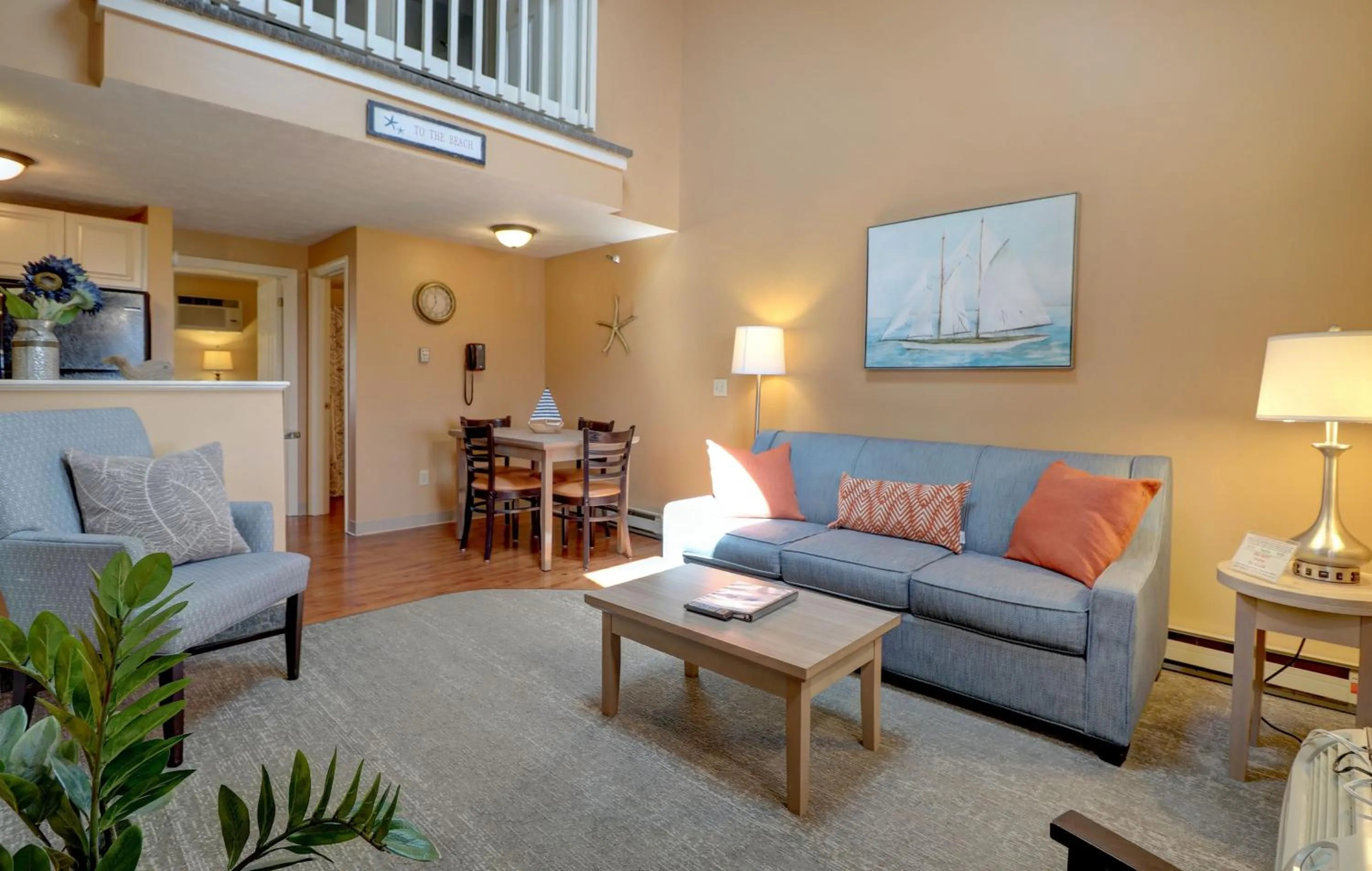 Living room in Misty Harbor Resort