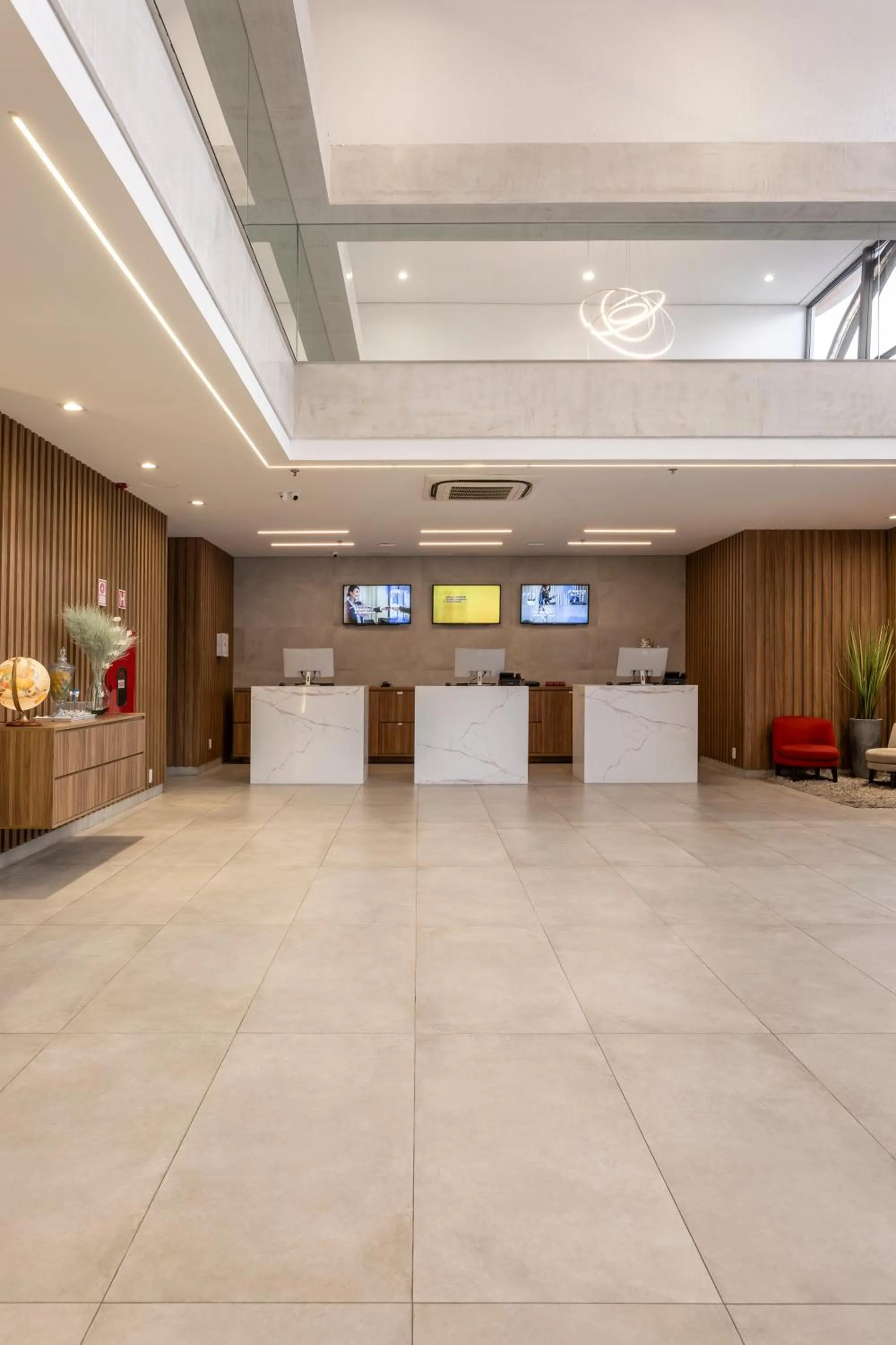 Lobby or reception in Blue Tree Towers Millenium Porto Alegre