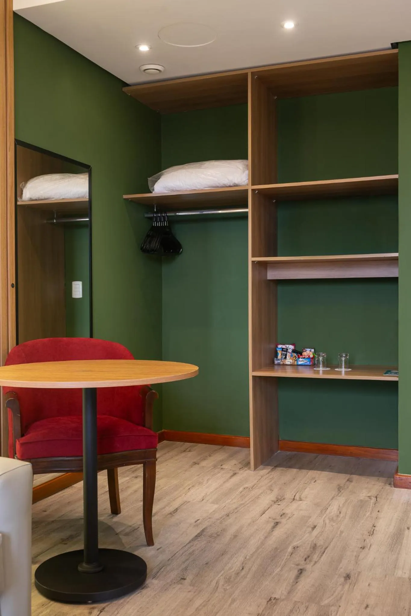 Decorative detail in Blue Tree Towers Millenium Porto Alegre