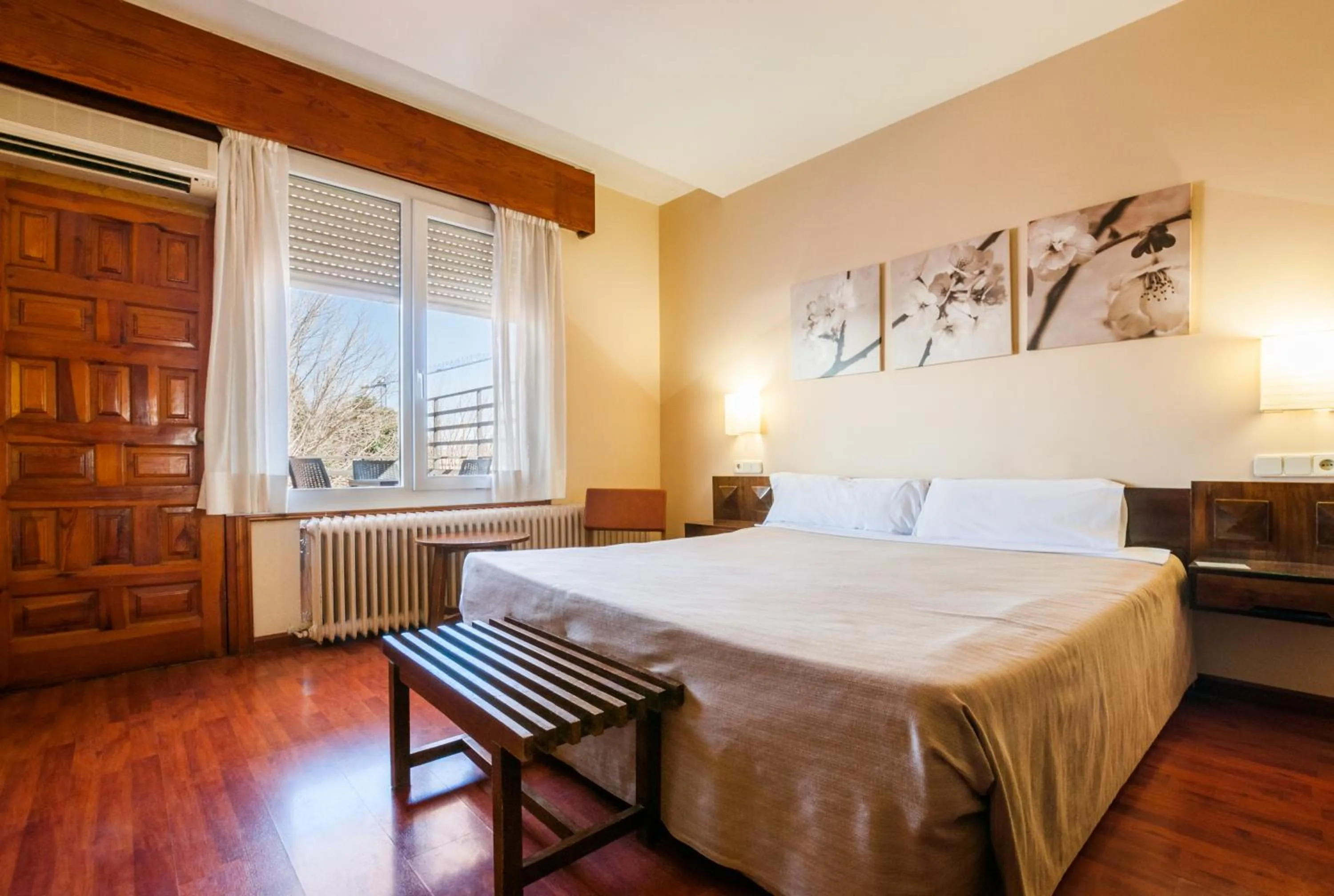 Triple Room in Hotel Los Olivos