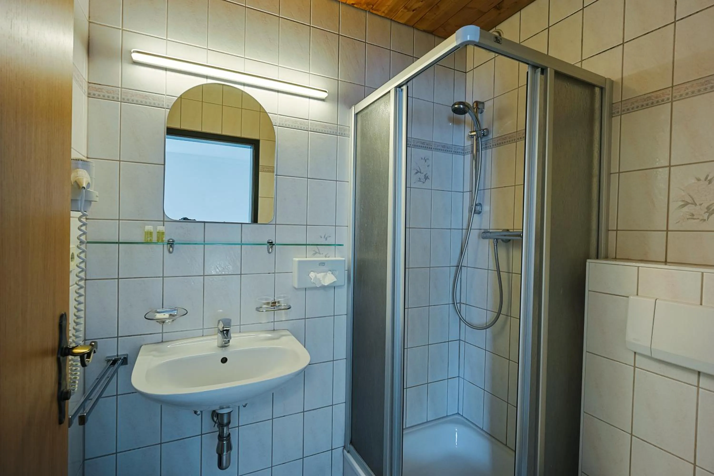 Shower in Götznerhof - Self-Check-in