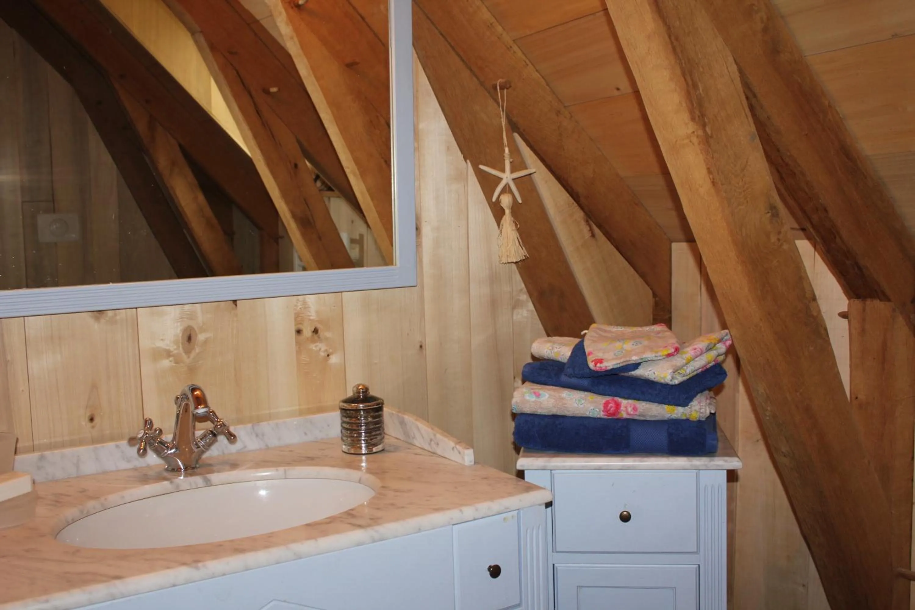 Bathroom in Les Terrasses de Labade Gîte et Chambres d'hôtes