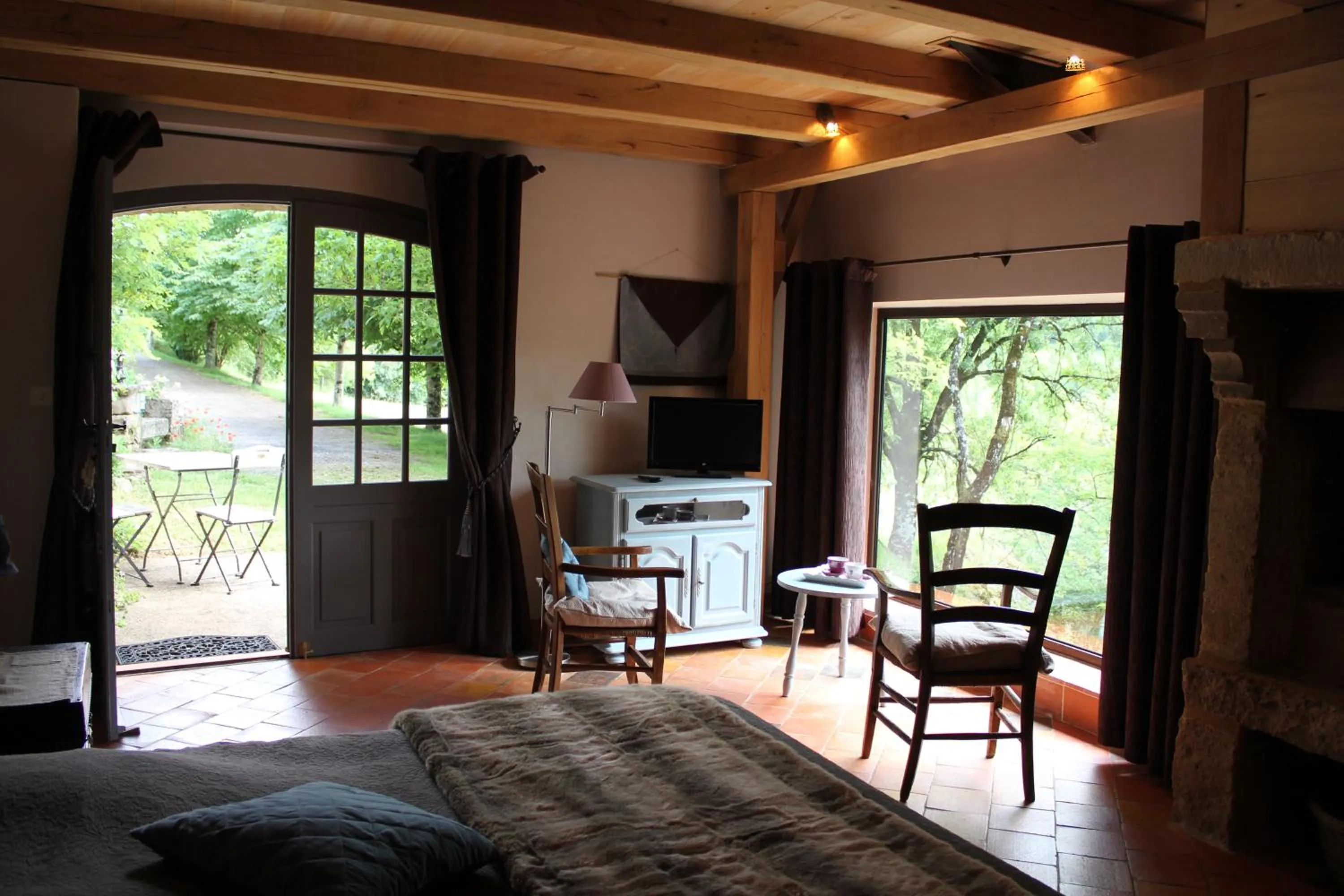 Photo of the whole room, Bed in Les Terrasses de Labade Gîte et Chambres d'hôtes
