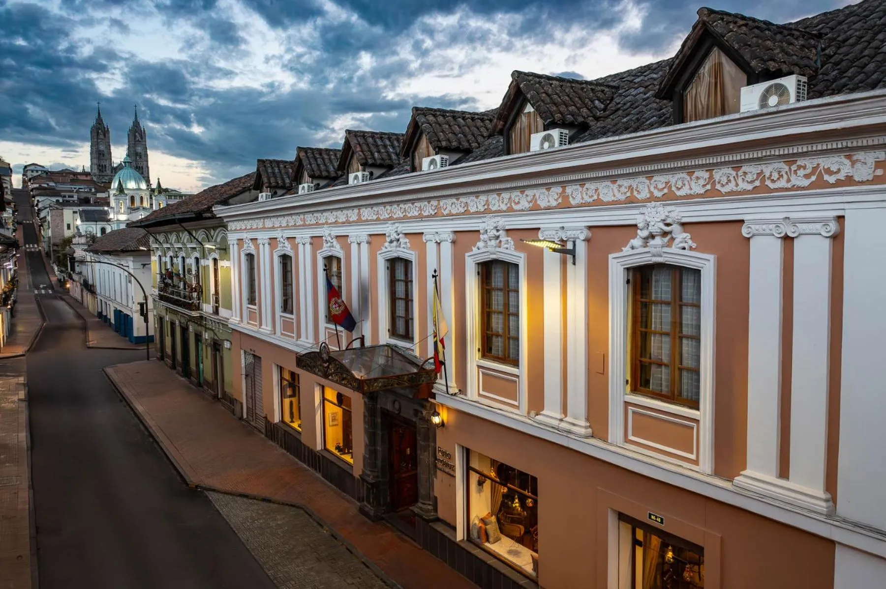 Property building in Hotel Patio Andaluz