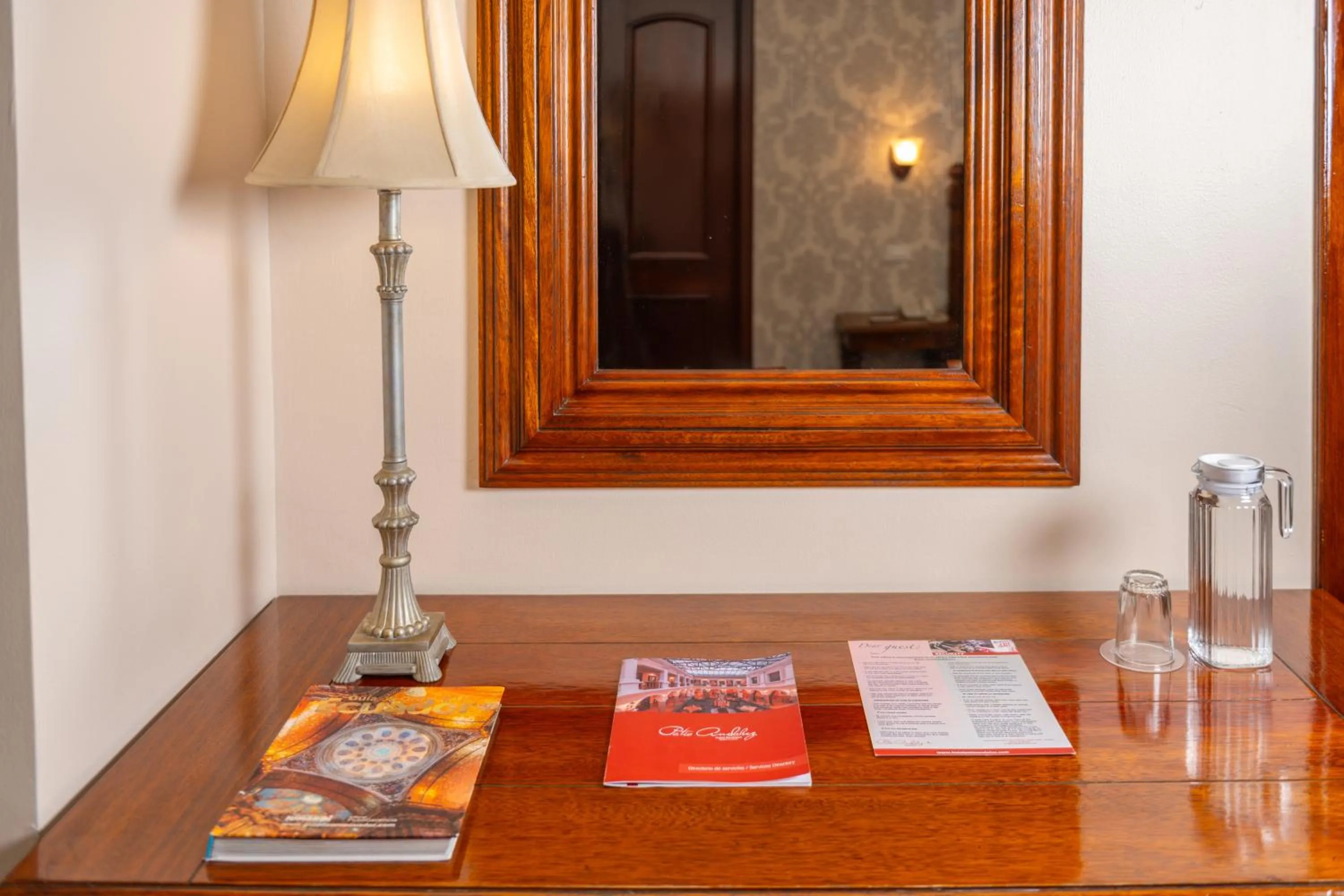 Bed in Hotel Patio Andaluz