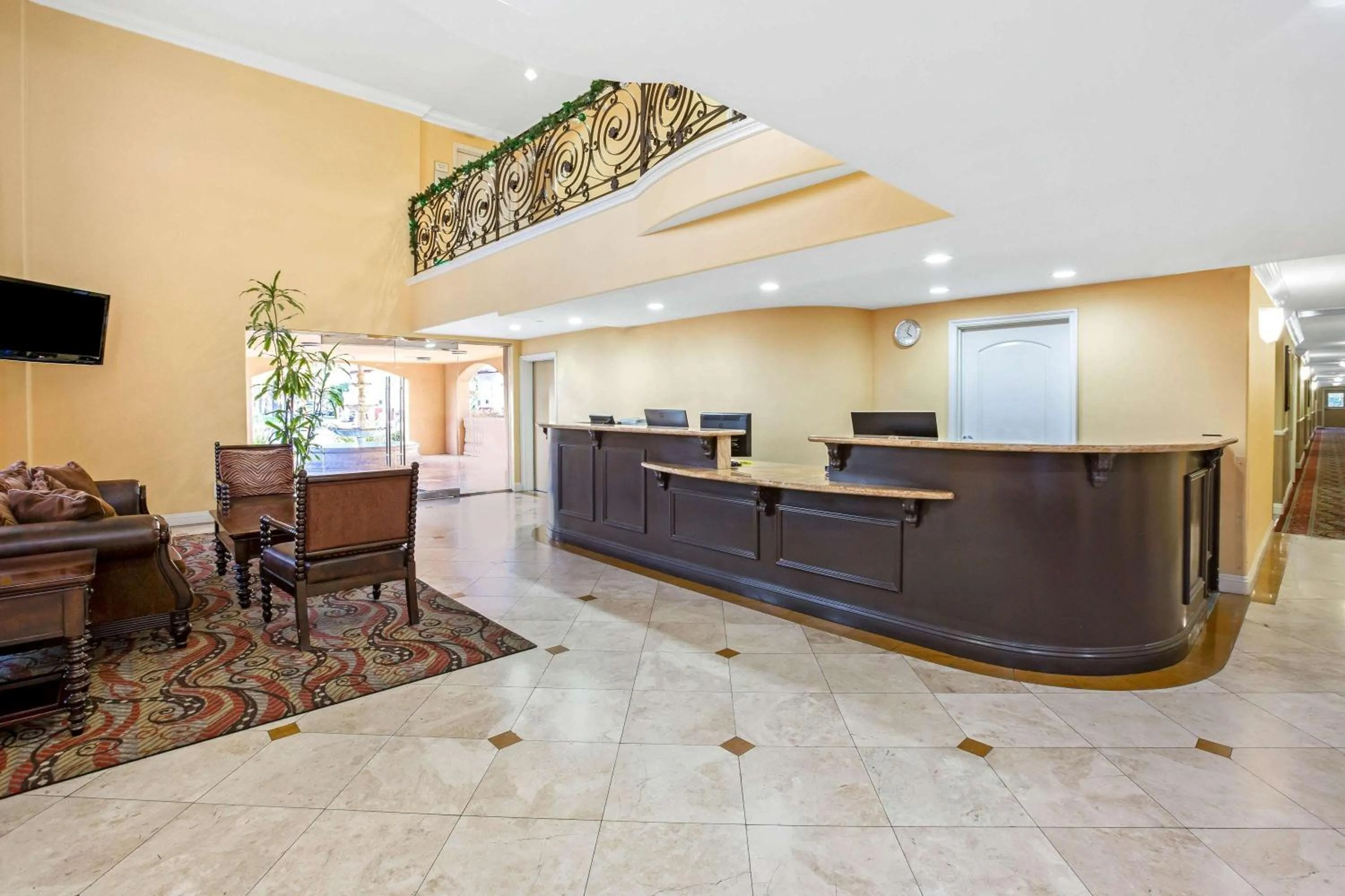 Lobby or reception in La Quinta by Wyndham Moreno Valley