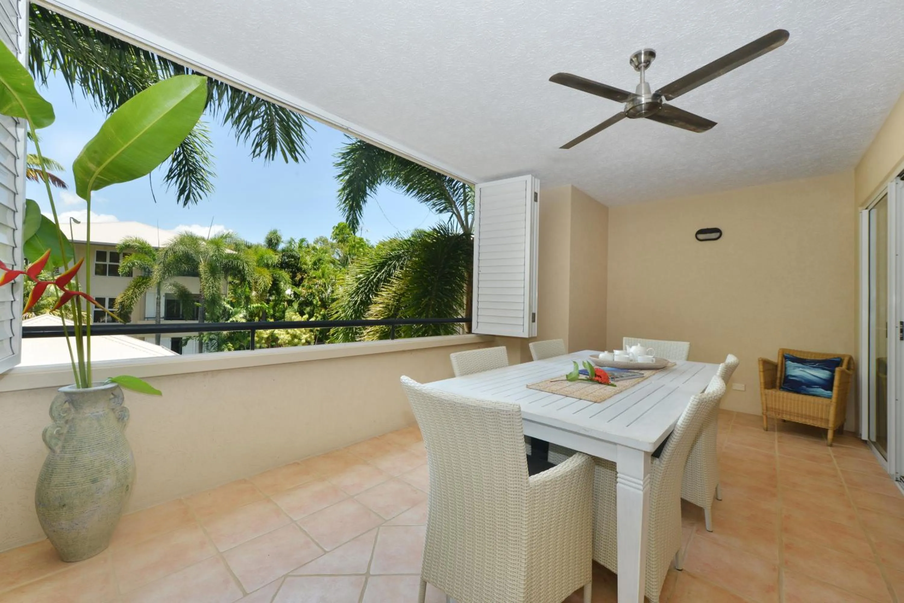 Balcony/Terrace in Cayman Villas Port Douglas