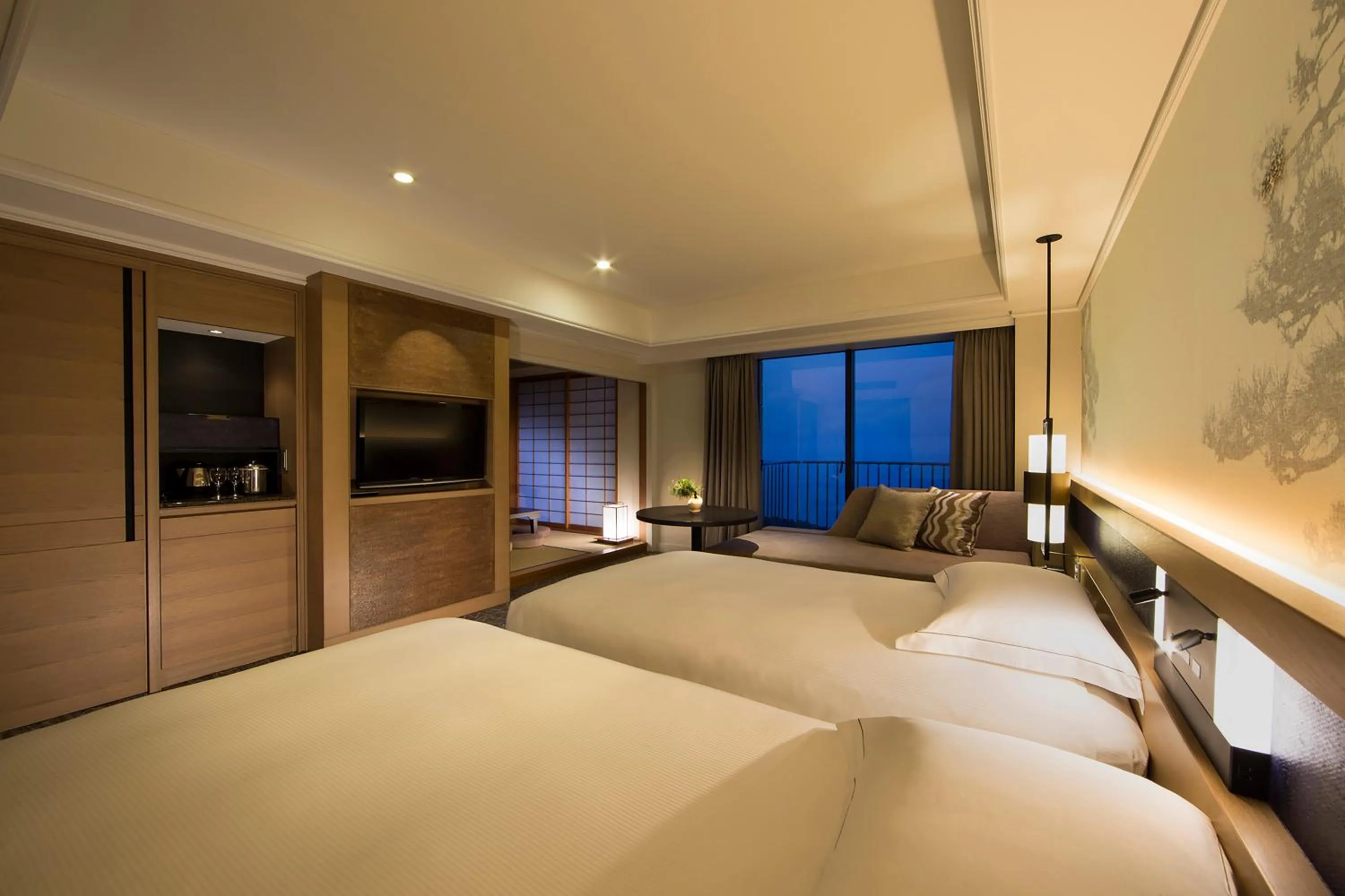 Photo of the whole room, Bed in Hilton Odawara Resort & Spa