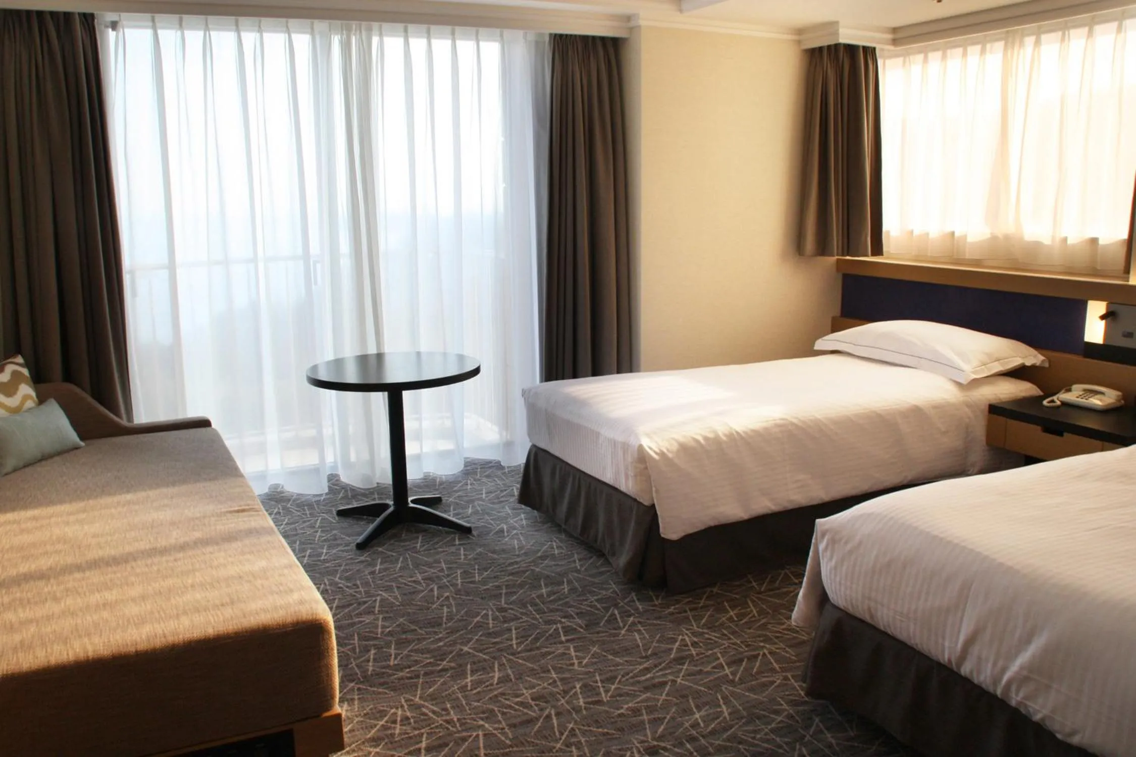 Seating area, Bed in Hilton Odawara Resort & Spa