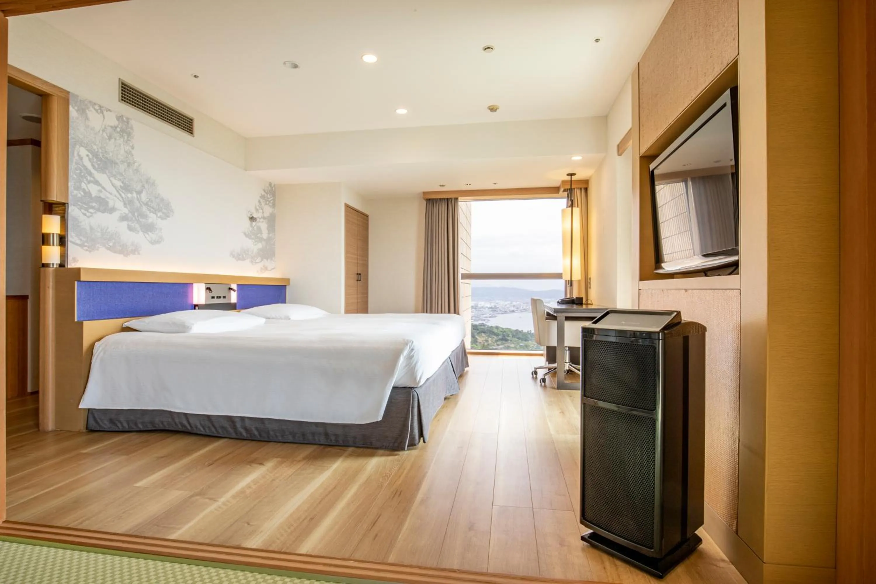 Bed in Hilton Odawara Resort & Spa