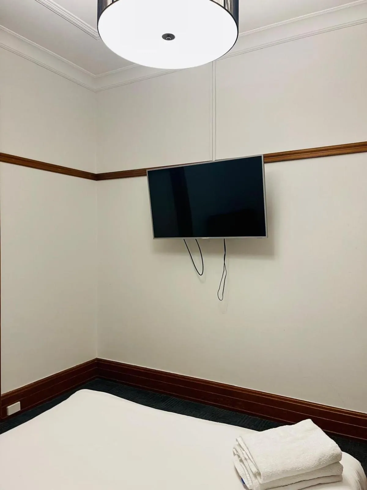 Bed in Guildford Hotel