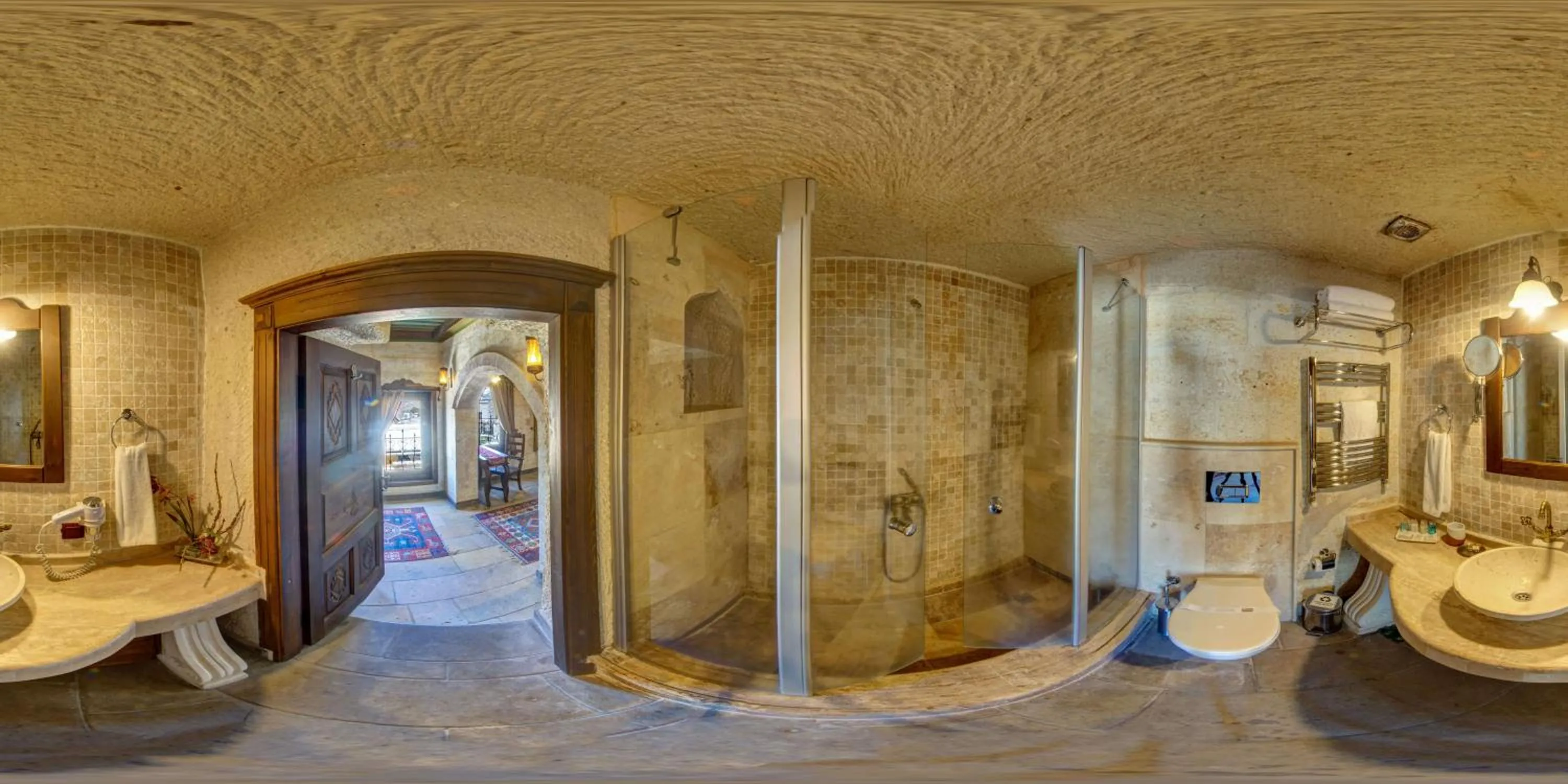 Shower in Miras Hotel