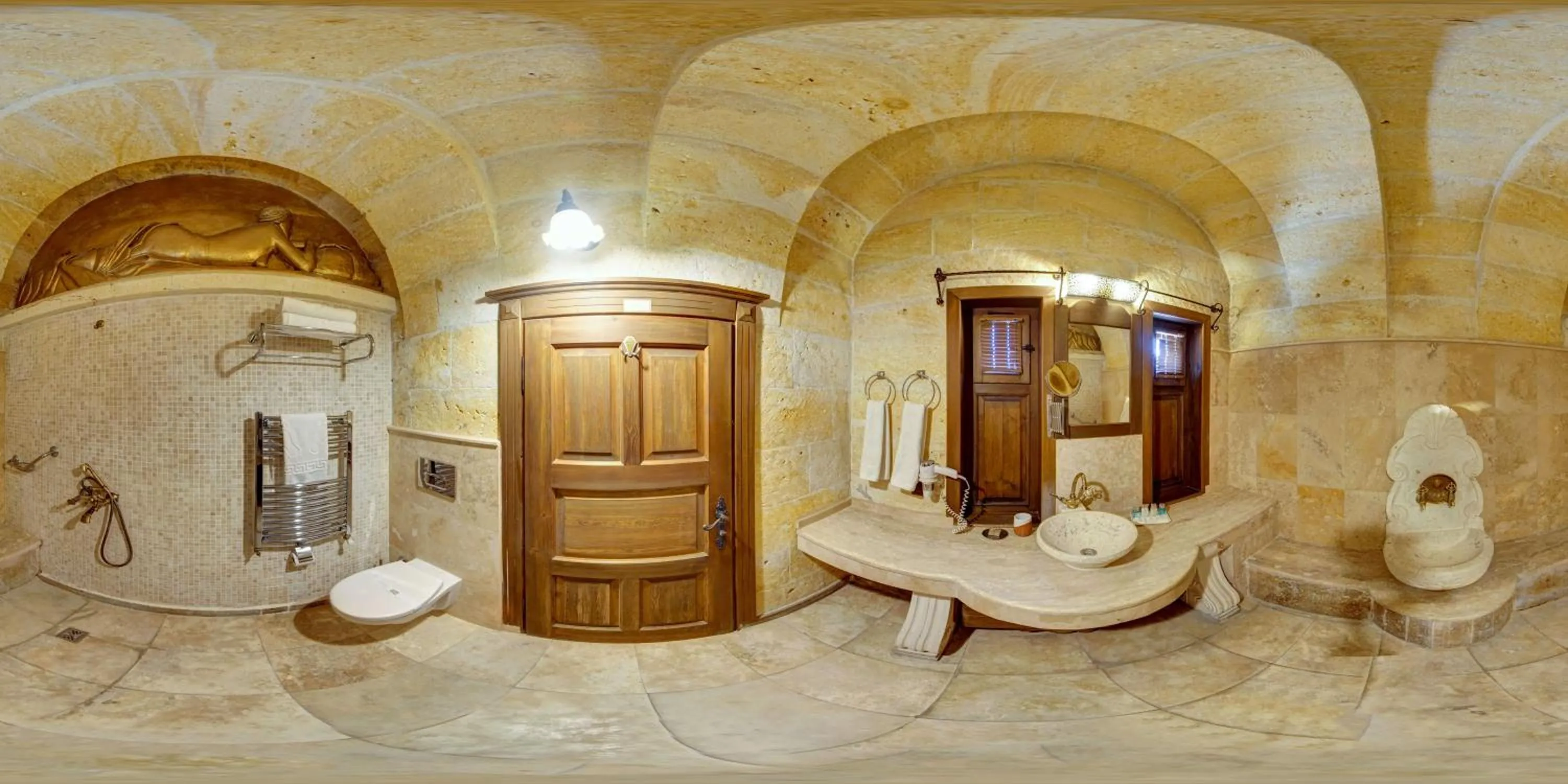 Shower in Miras Hotel