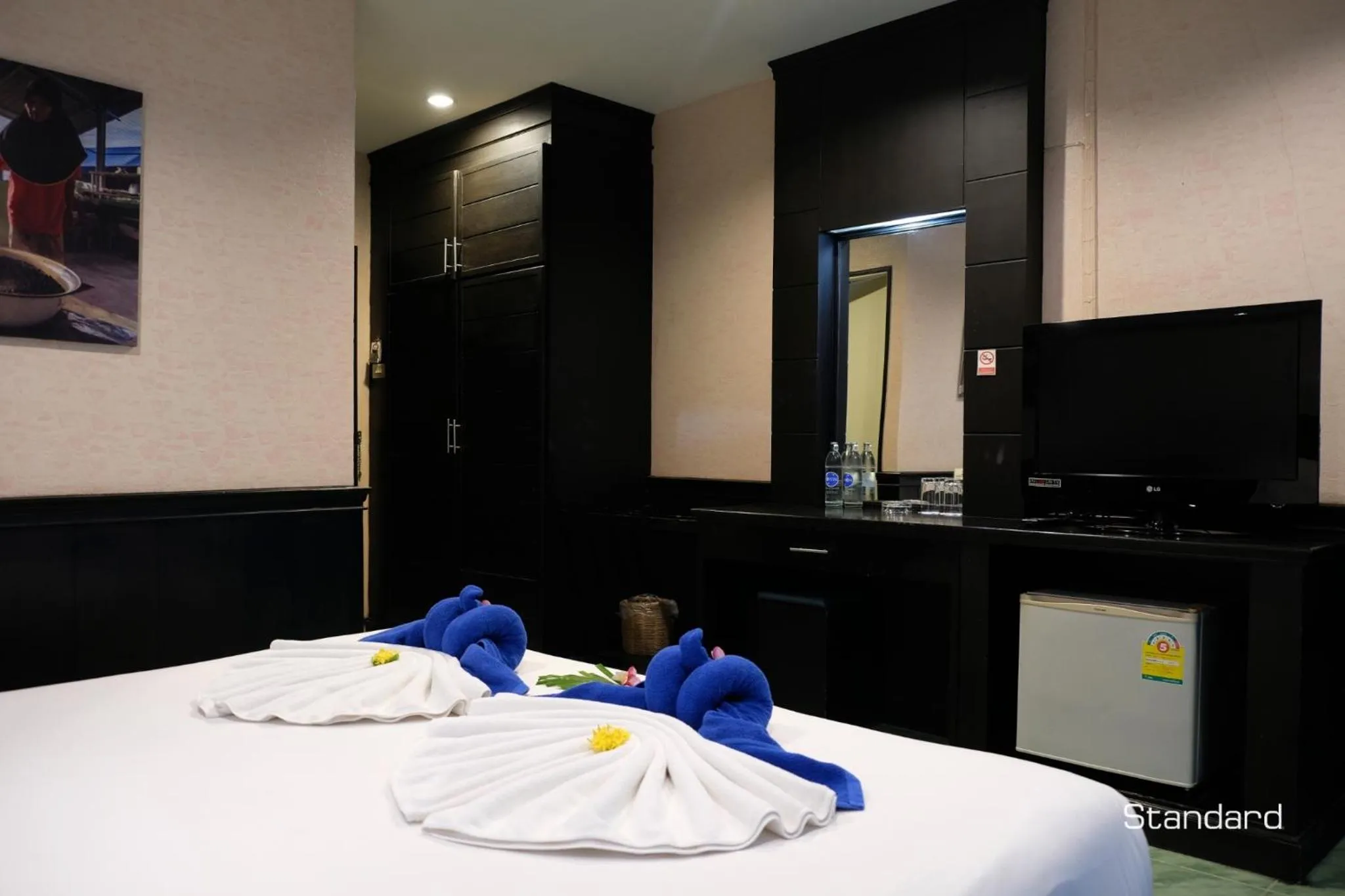 Bed in Andaman Lanta Resort - SHA Extra Plus