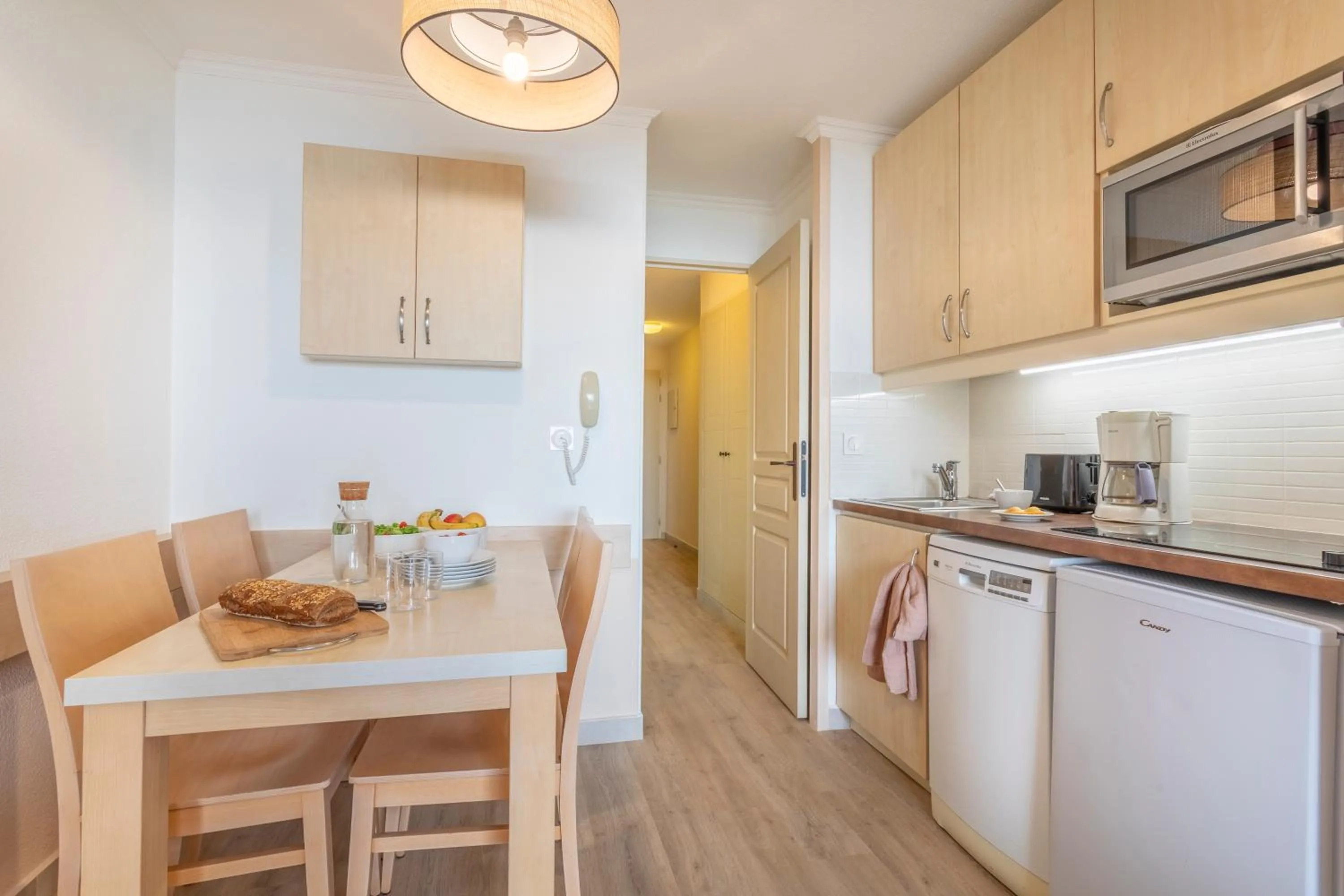 Coffee/tea facilities in Résidence Pierre & Vacances L’Anse De Pramousquier