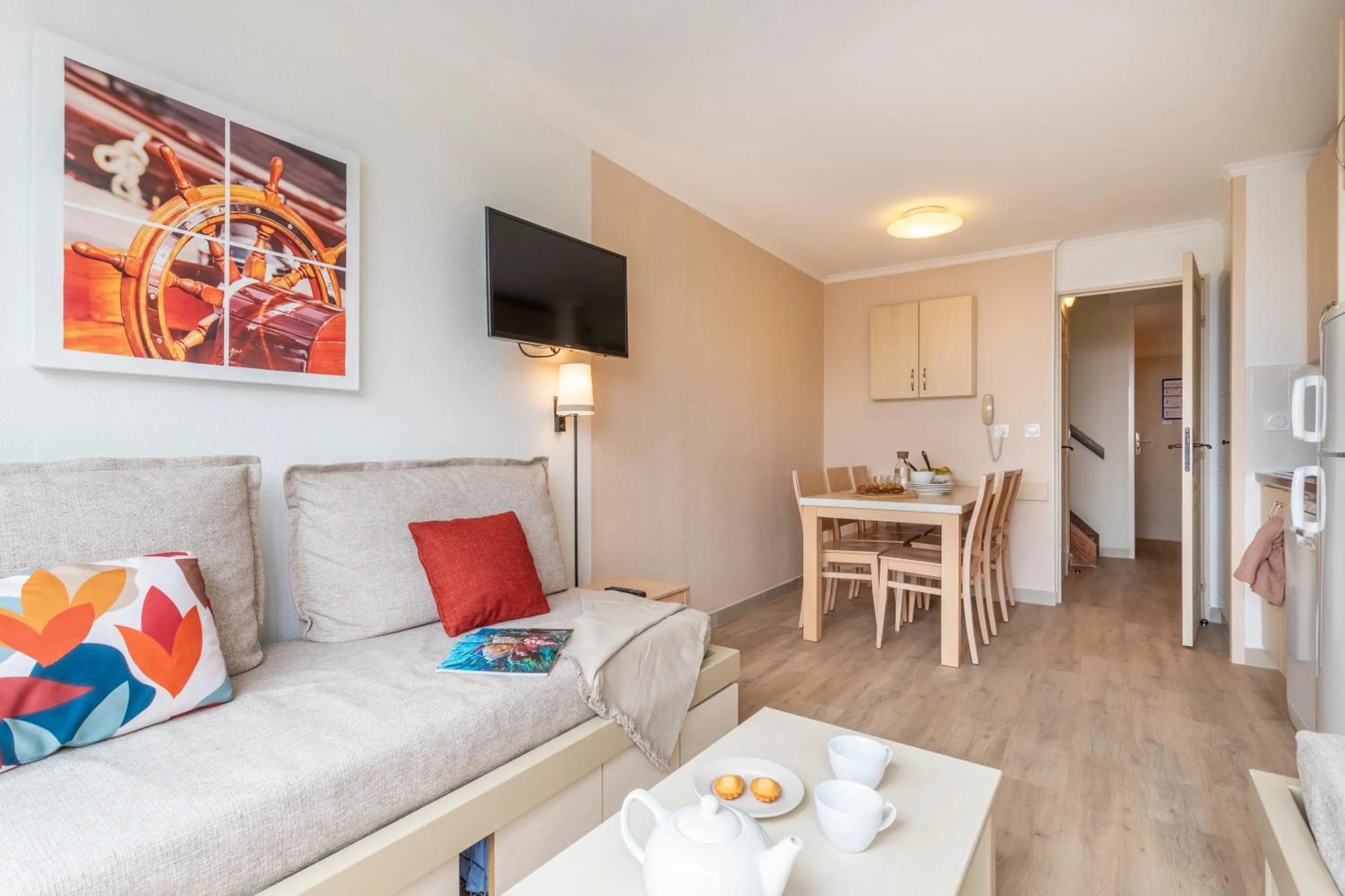 TV and multimedia in Résidence Pierre & Vacances L’Anse De Pramousquier