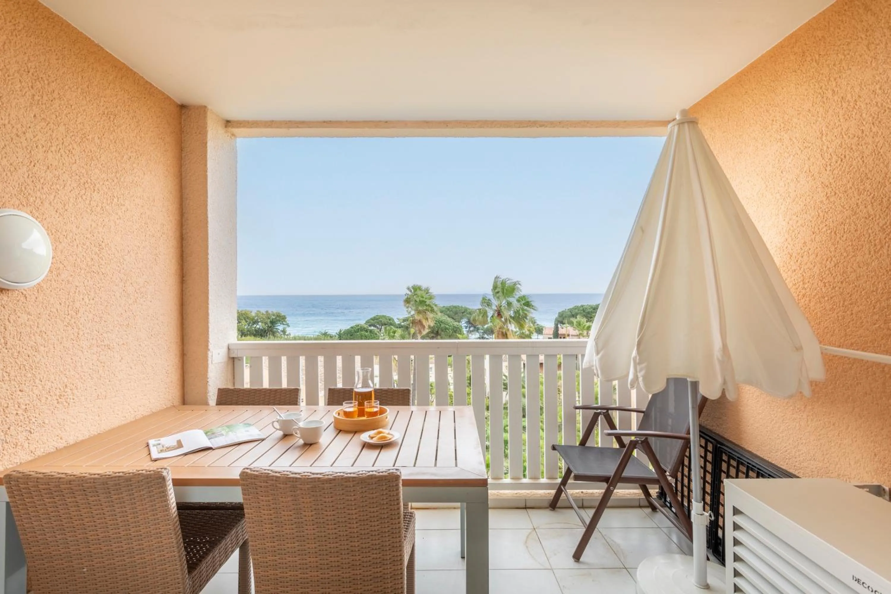 Patio in Résidence Pierre & Vacances L’Anse De Pramousquier