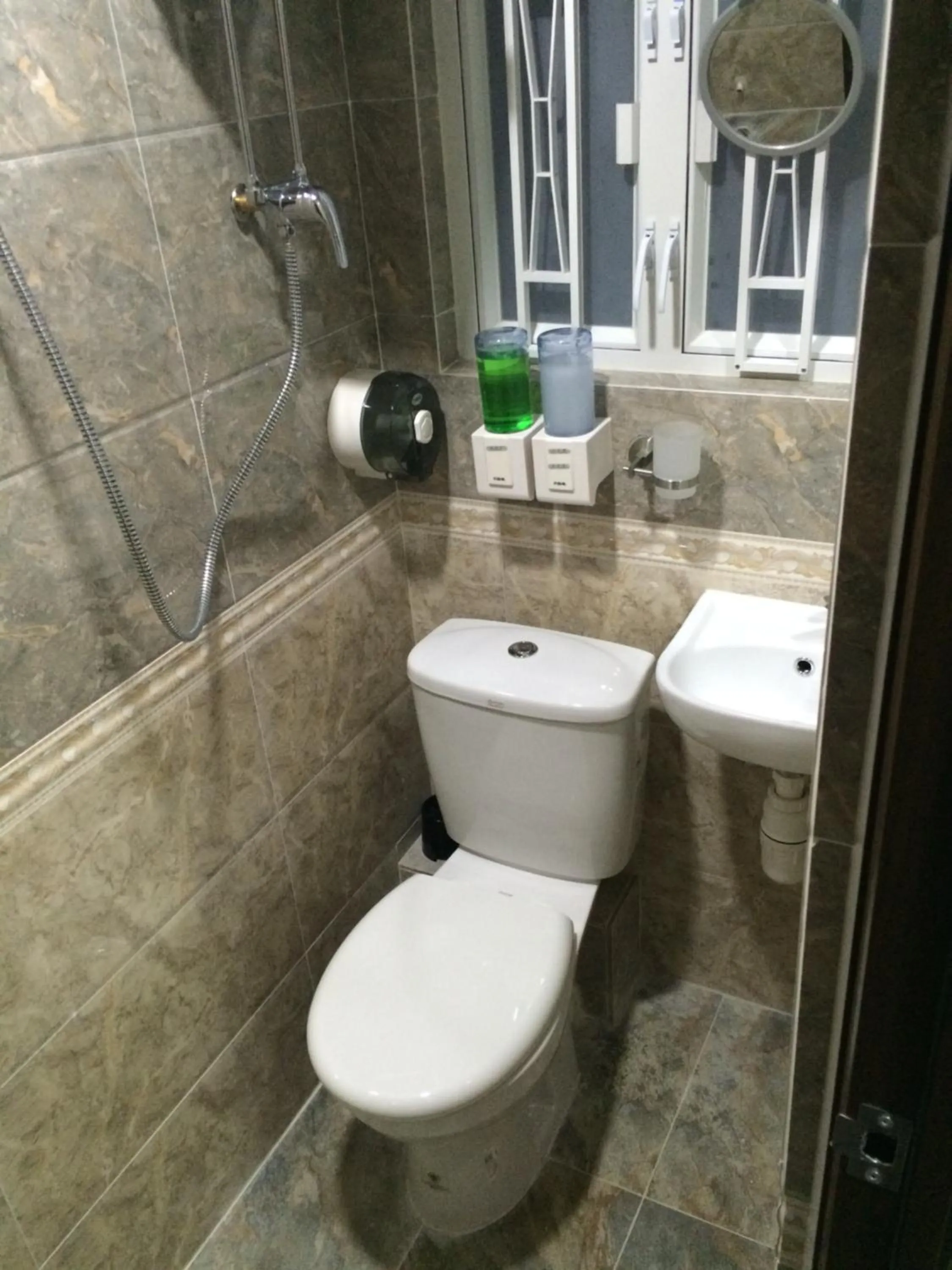 Shower in Victoria Inn