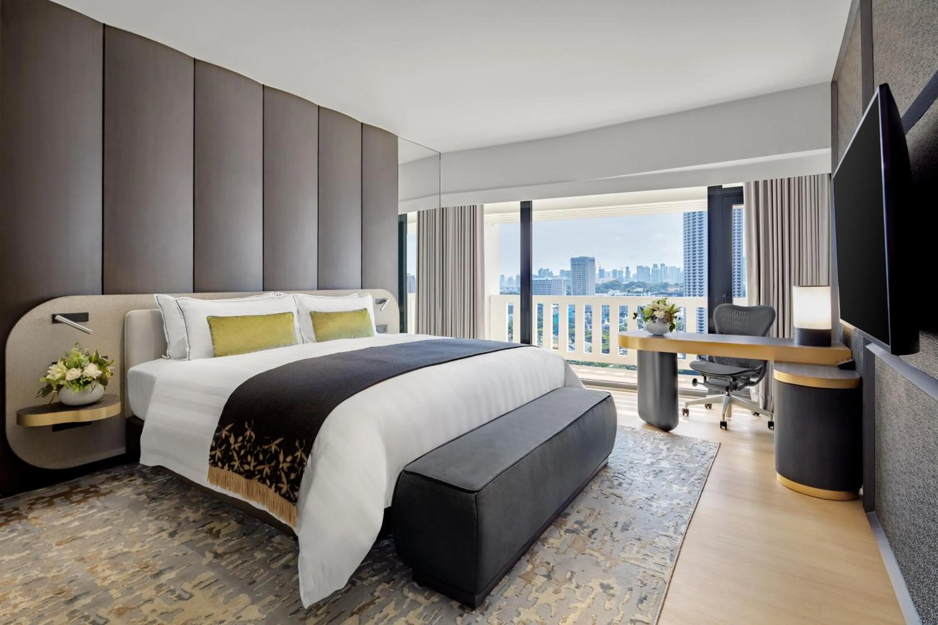 Photo of the whole room, Bed in PARKROYAL COLLECTION Marina Bay, Singapore