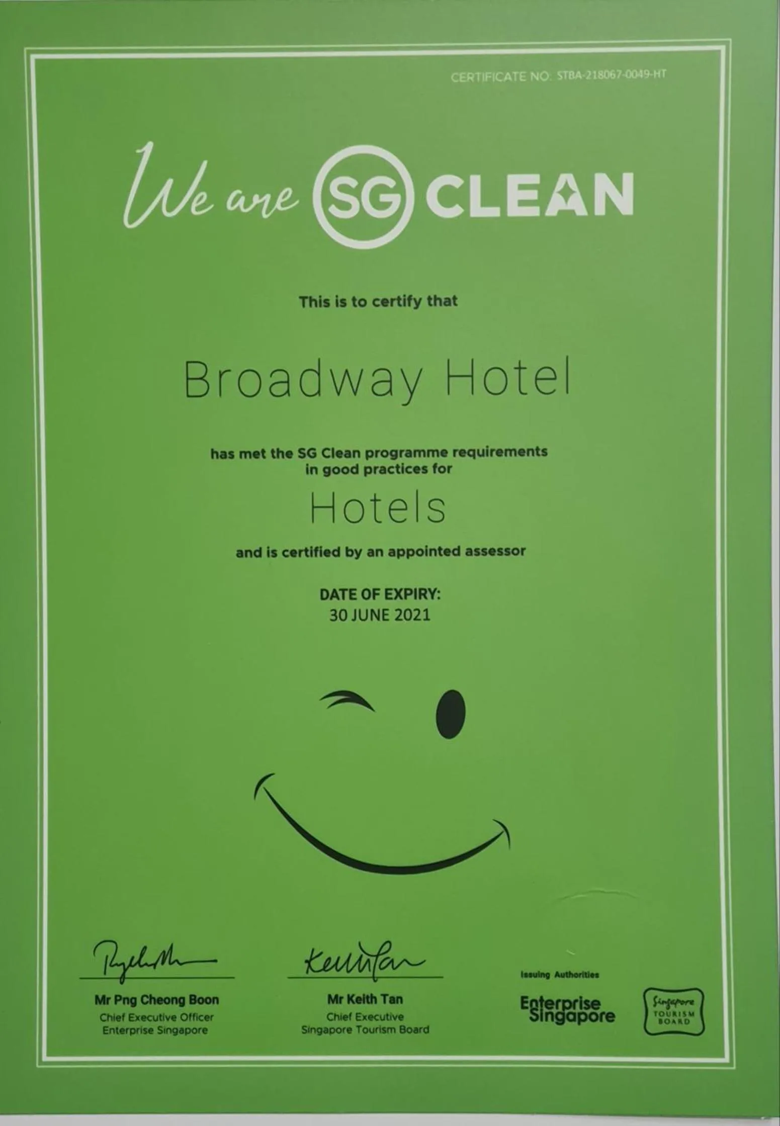 Logo/Certificate/Sign in L Hotel at Broadway