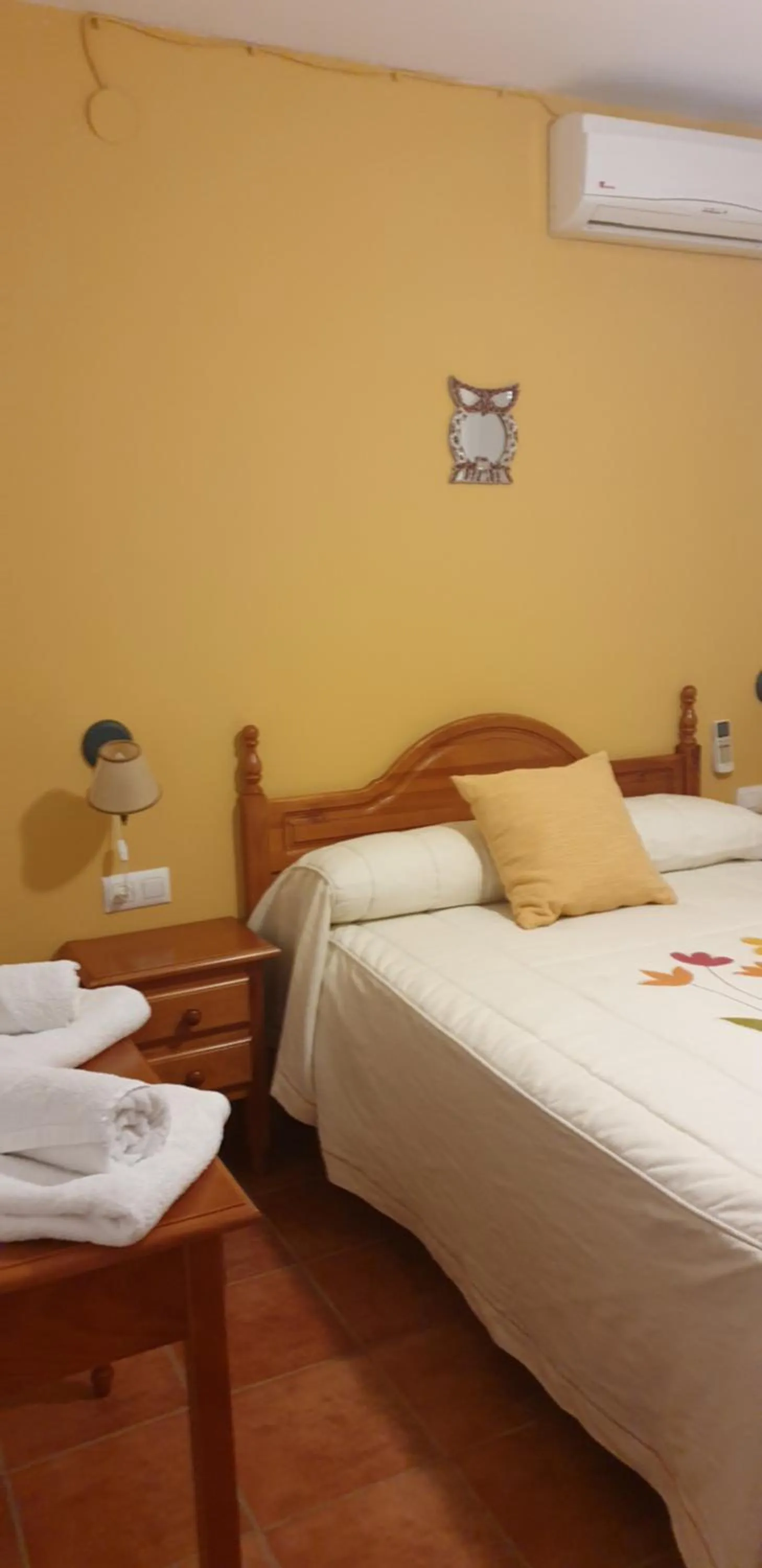 Bed in Apartamentos Valle del Guadalquivir