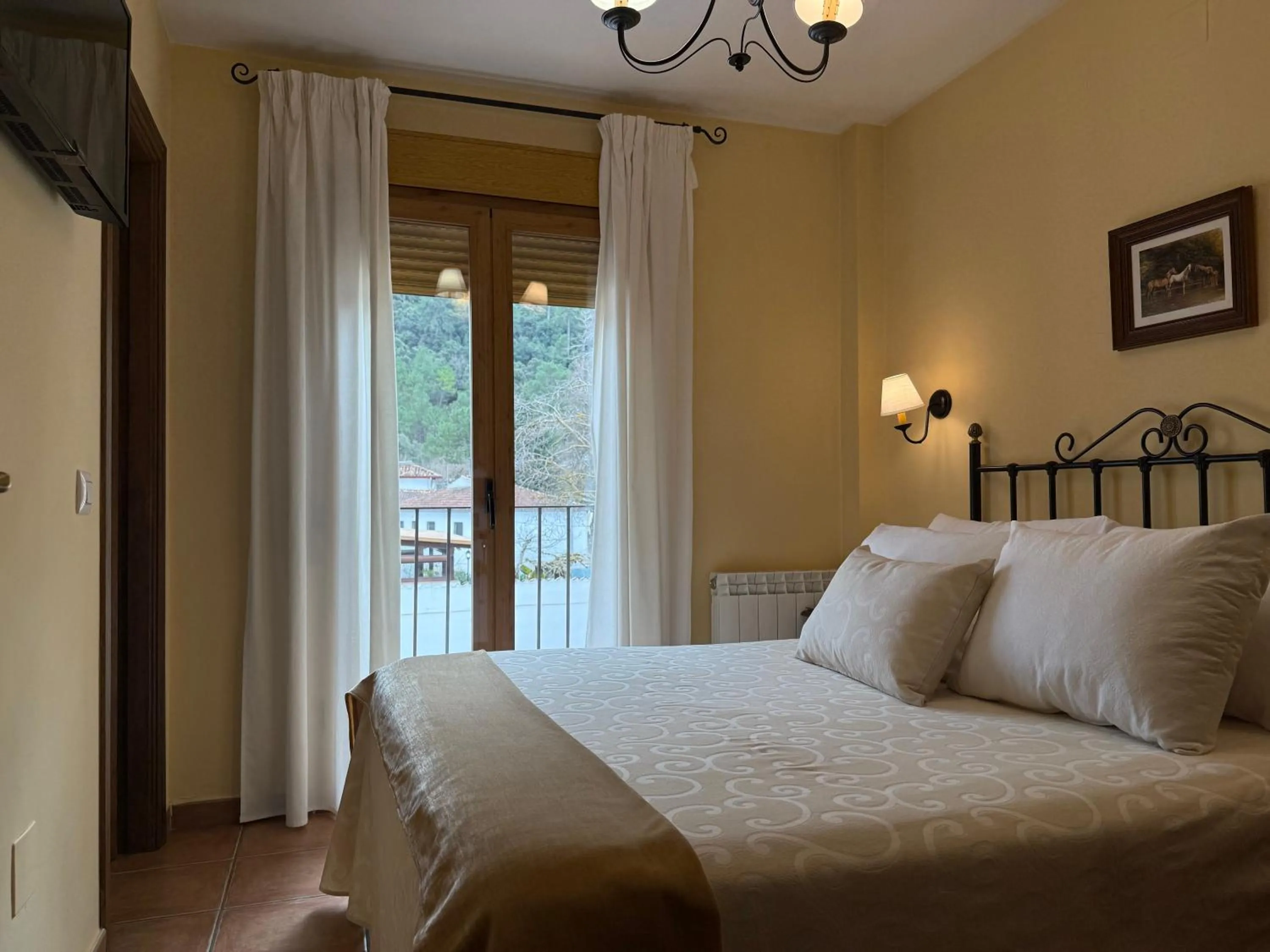 Bed in Apartamentos Valle del Guadalquivir