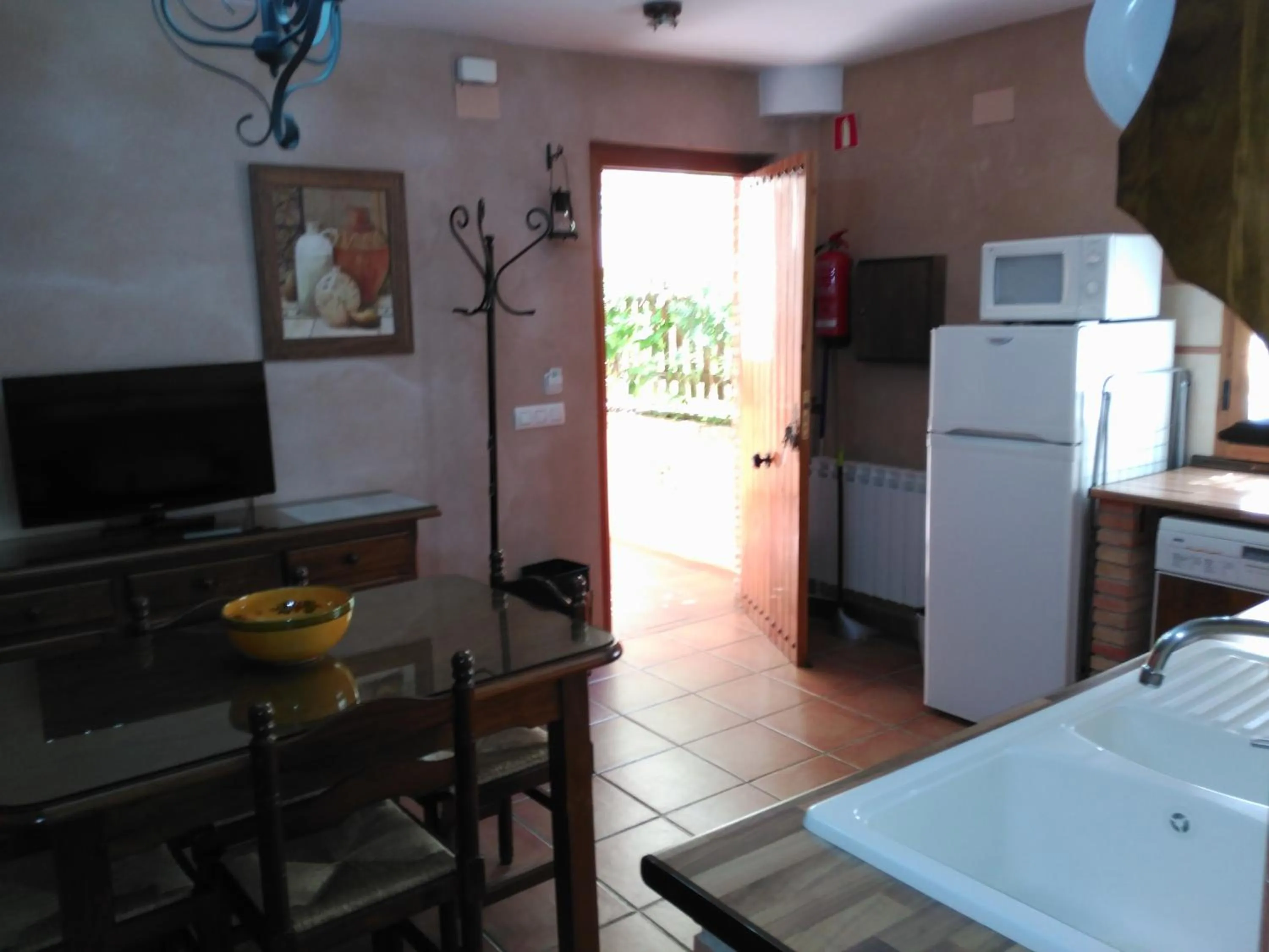 Kitchen or kitchenette in Apartamentos Valle del Guadalquivir