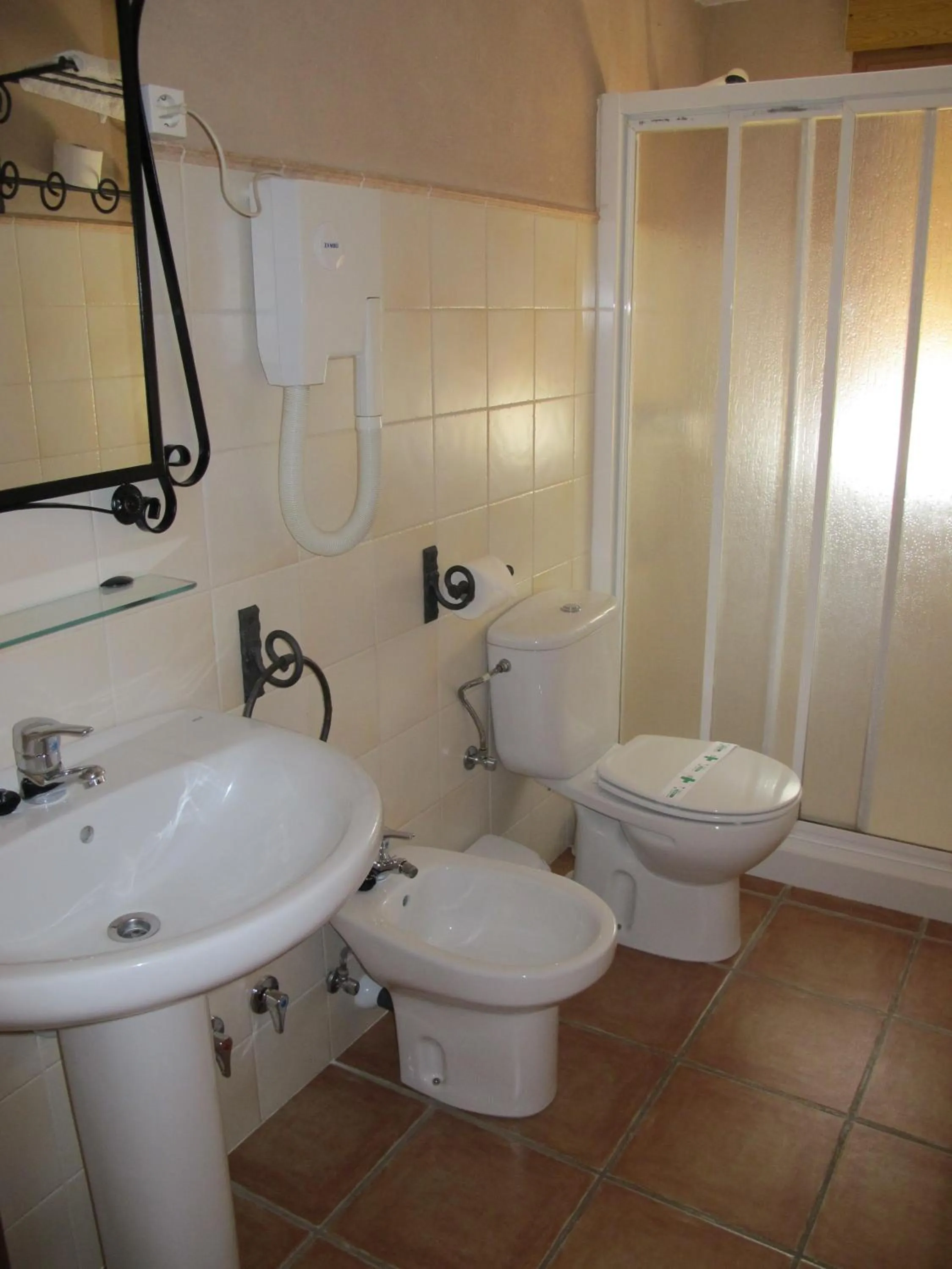 Bathroom in Apartamentos Valle del Guadalquivir