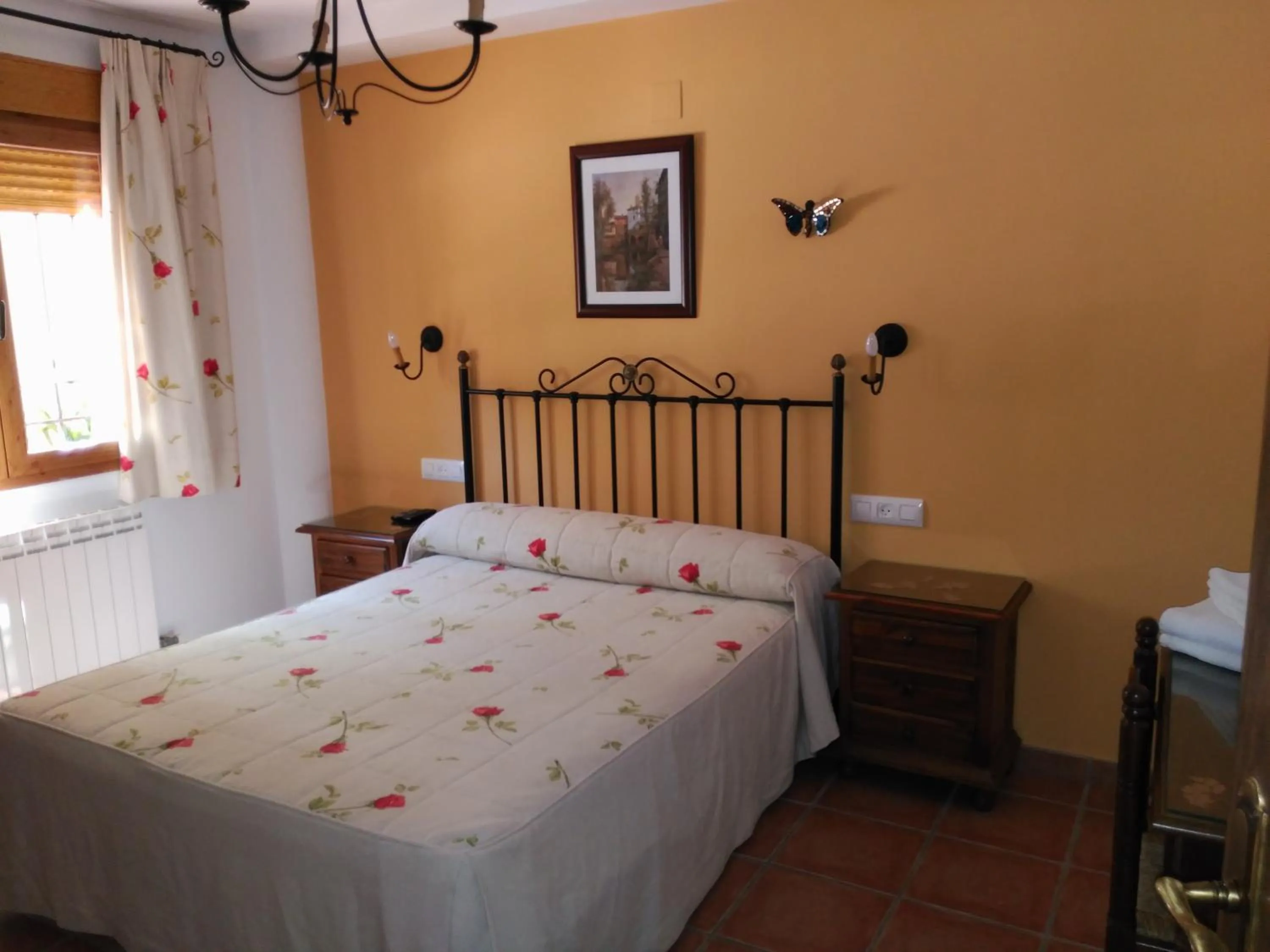 Bedroom, Bed in Apartamentos Valle del Guadalquivir