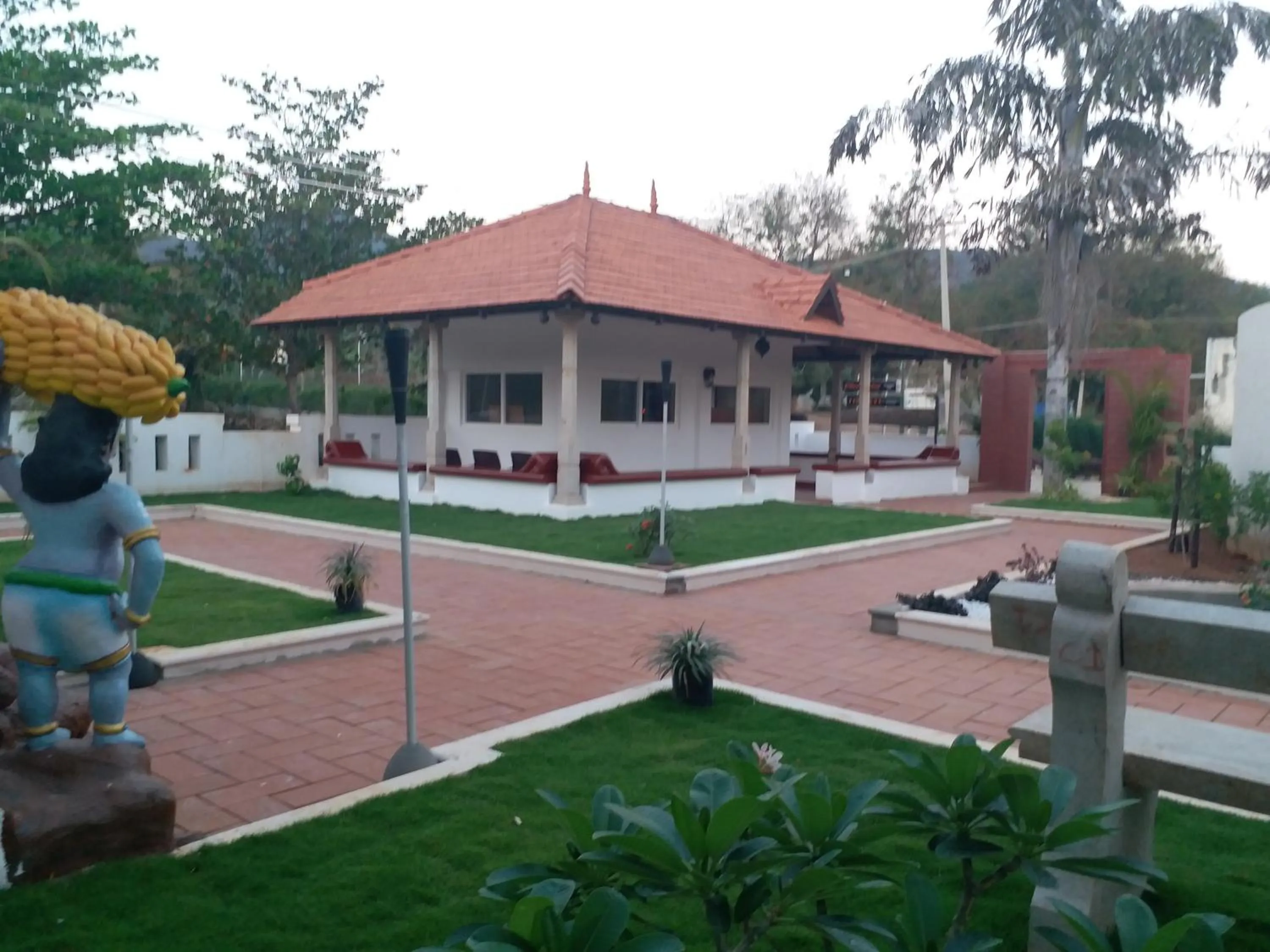Garden view in Mount Retreat Resorts - Madurai