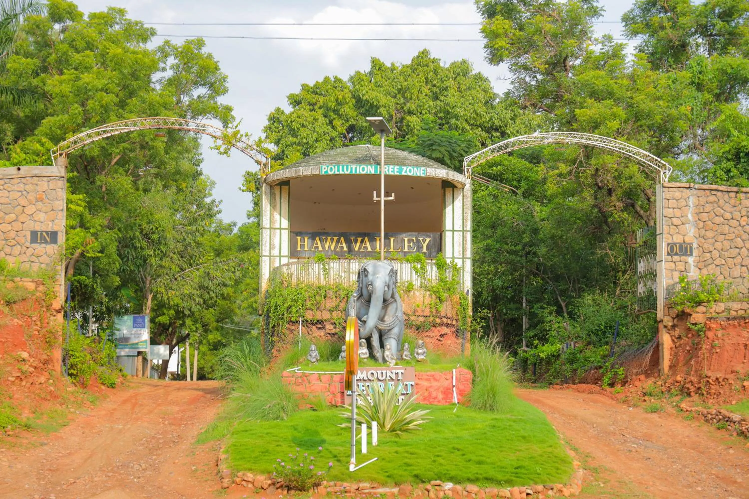 Facade/entrance in Mount Retreat Resorts - Madurai