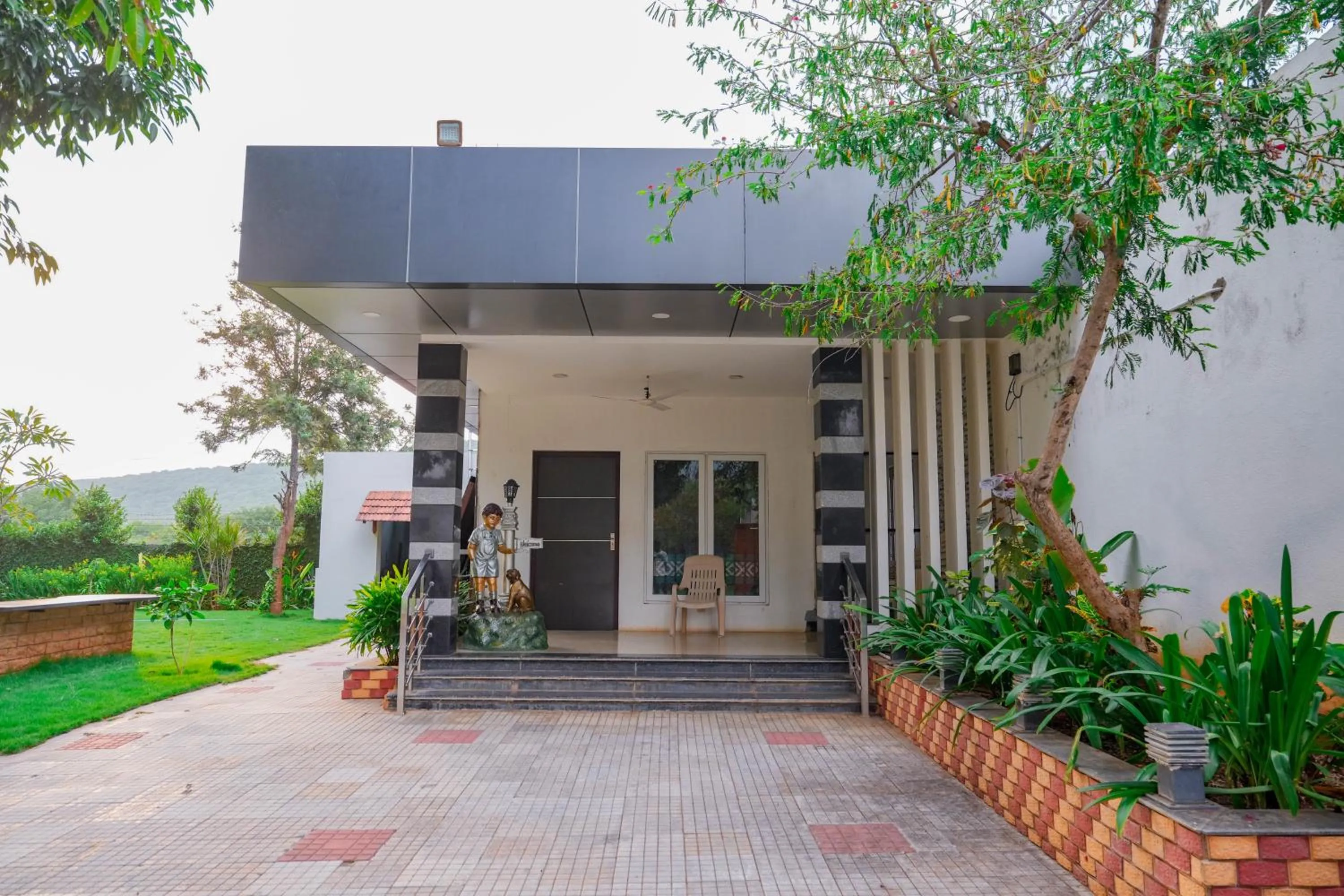 Property building in Mount Retreat Resorts - Madurai