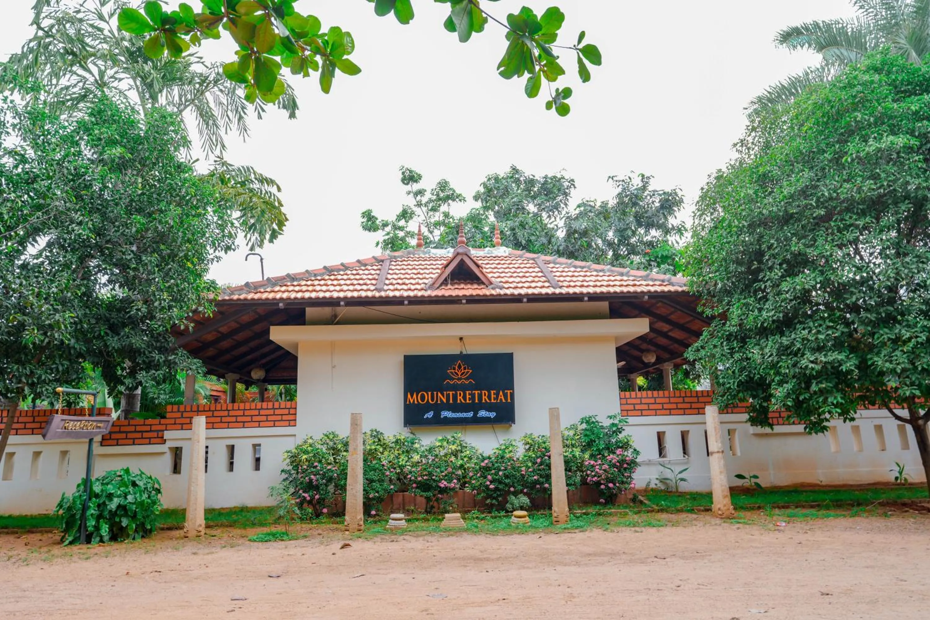 Facade/entrance in Mount Retreat Resorts - Madurai