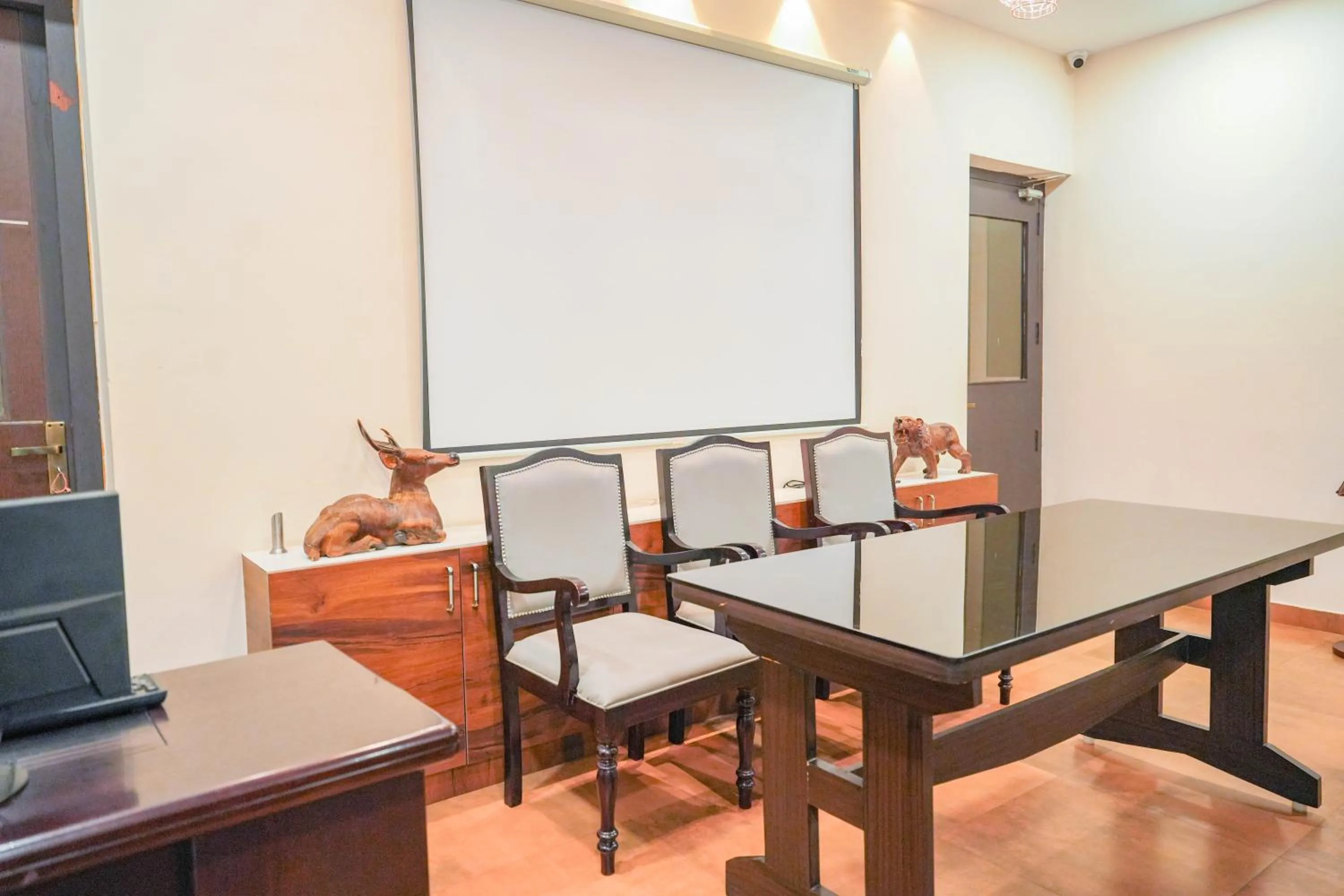 Meeting/conference room in Mount Retreat Resorts - Madurai