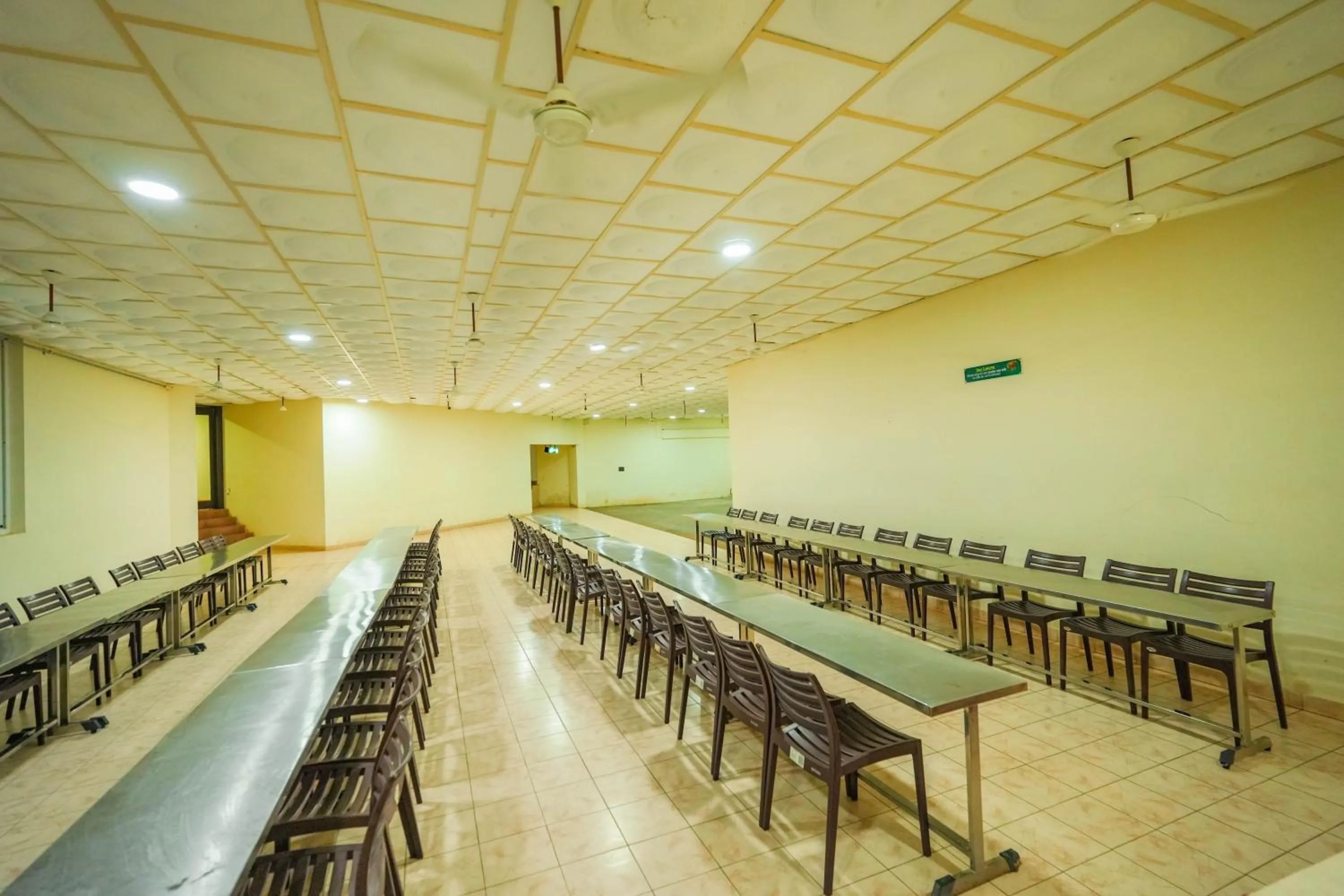 Banquet/Function facilities in Mount Retreat Resorts - Madurai