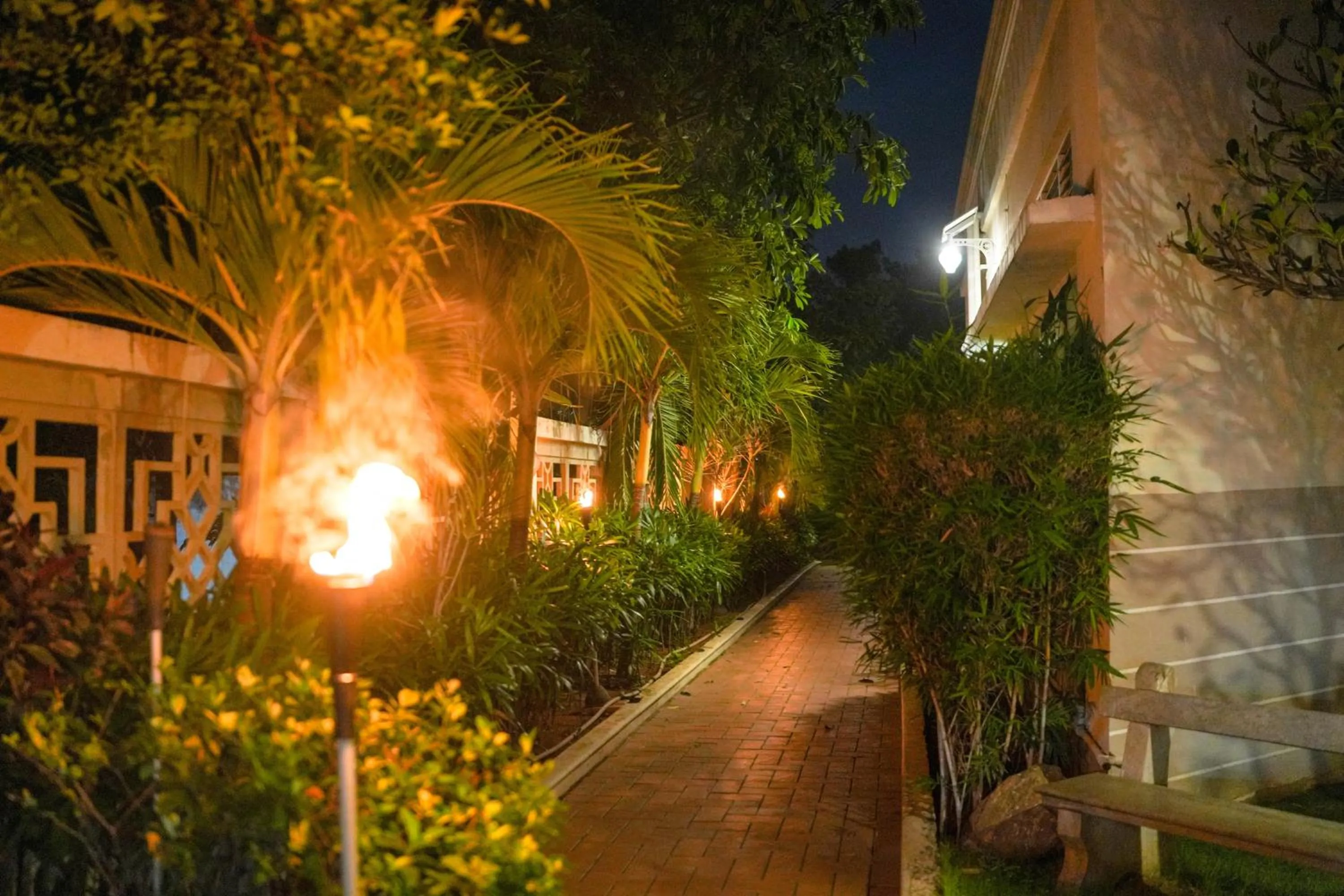 Night in Mount Retreat Resorts - Madurai