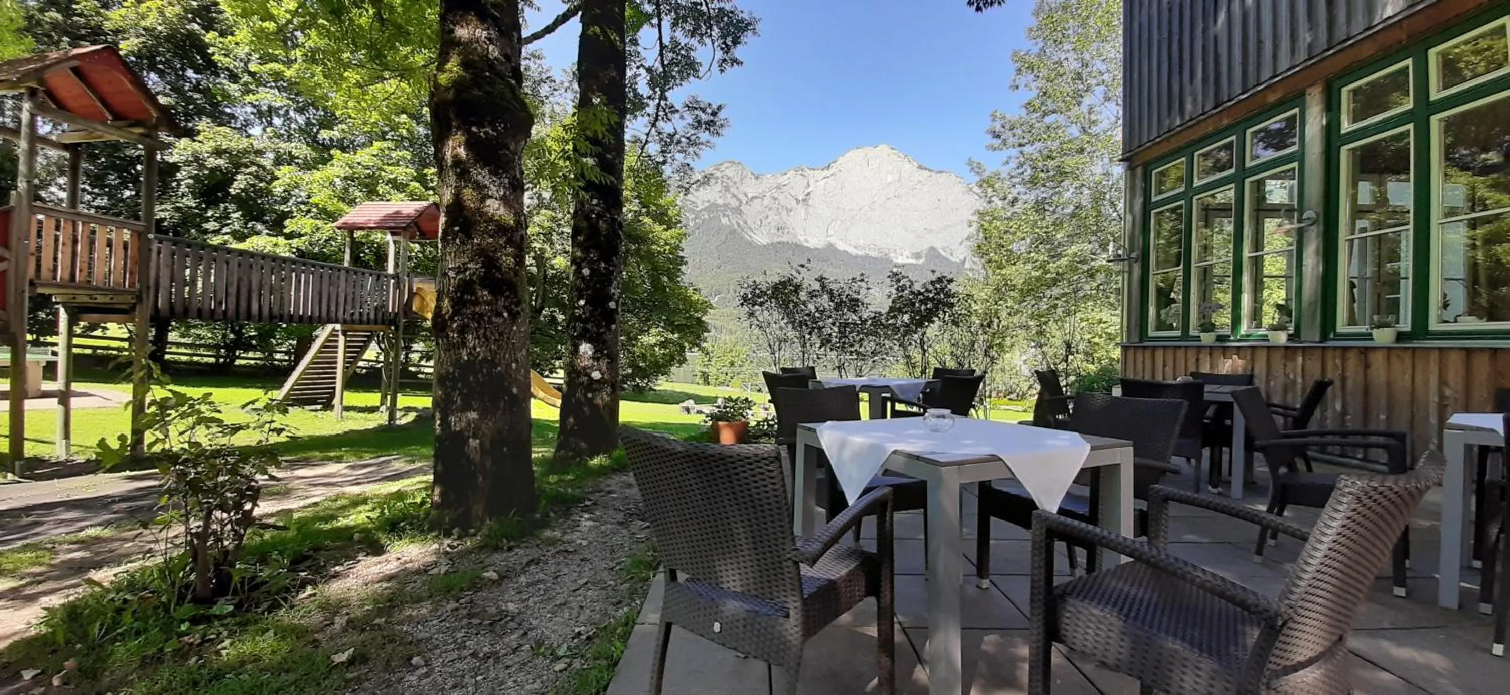 Summer in JUFA Hotel Grundlsee