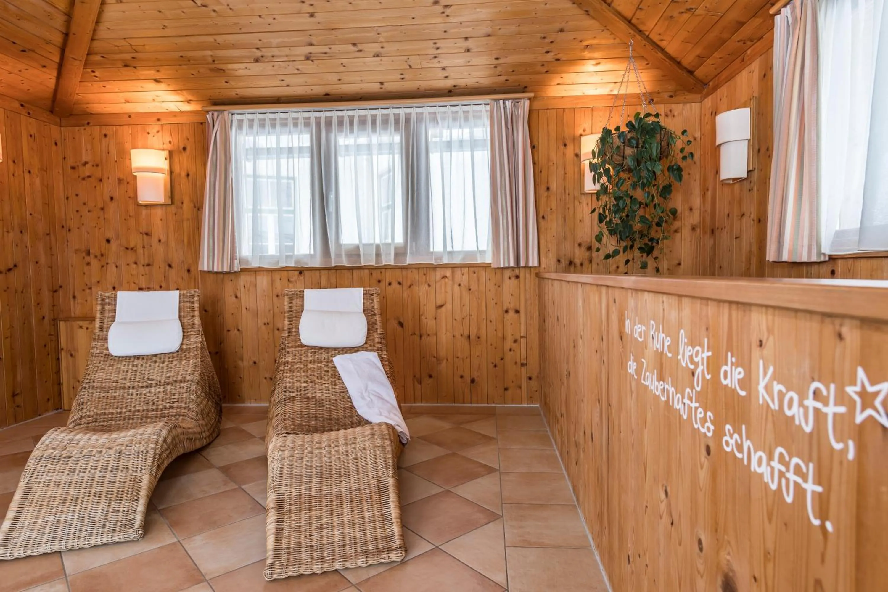 Spa and wellness centre/facilities in JUFA Hotel Grundlsee