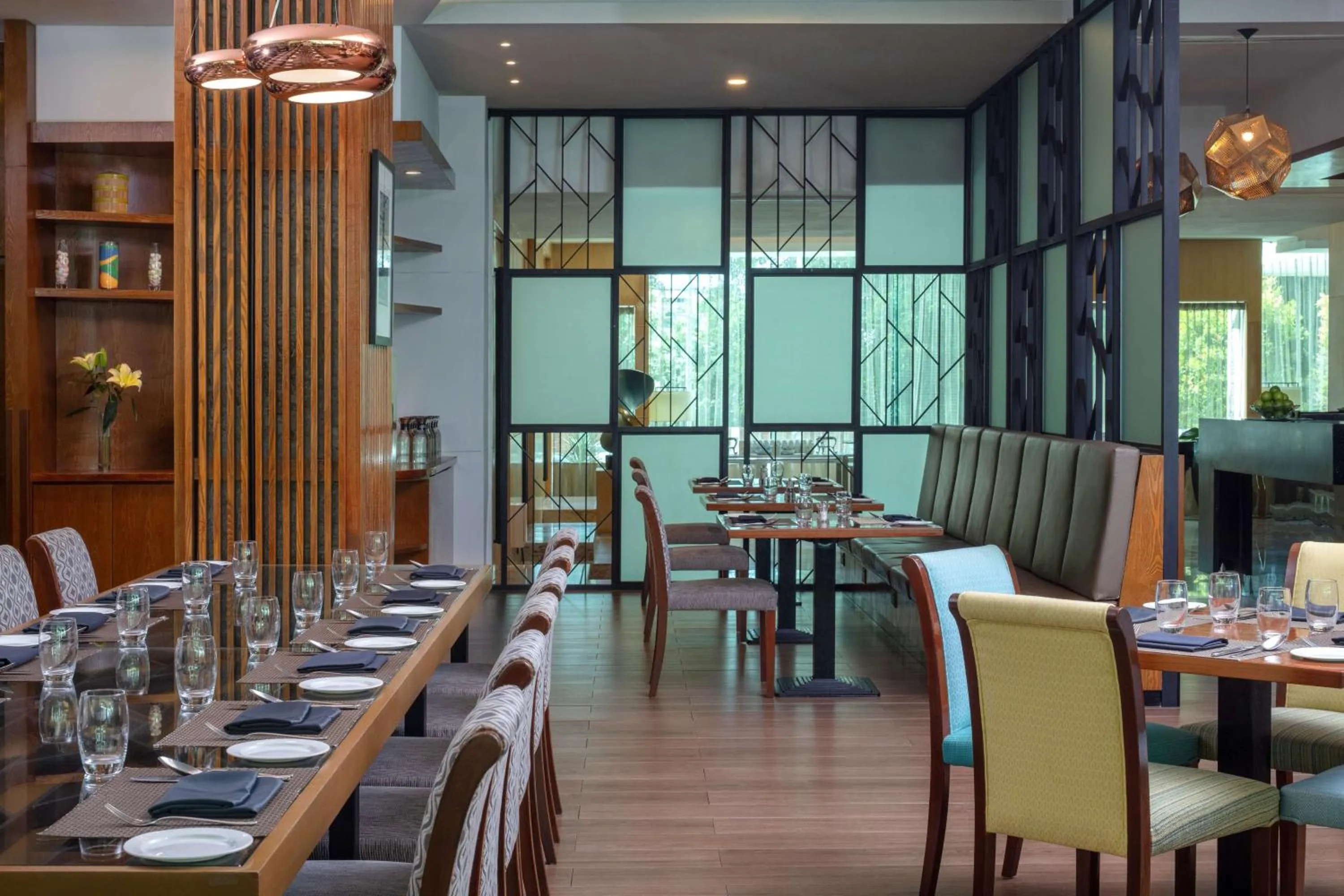 Restaurant/places to eat in Radisson Hotel Brunei Darussalam