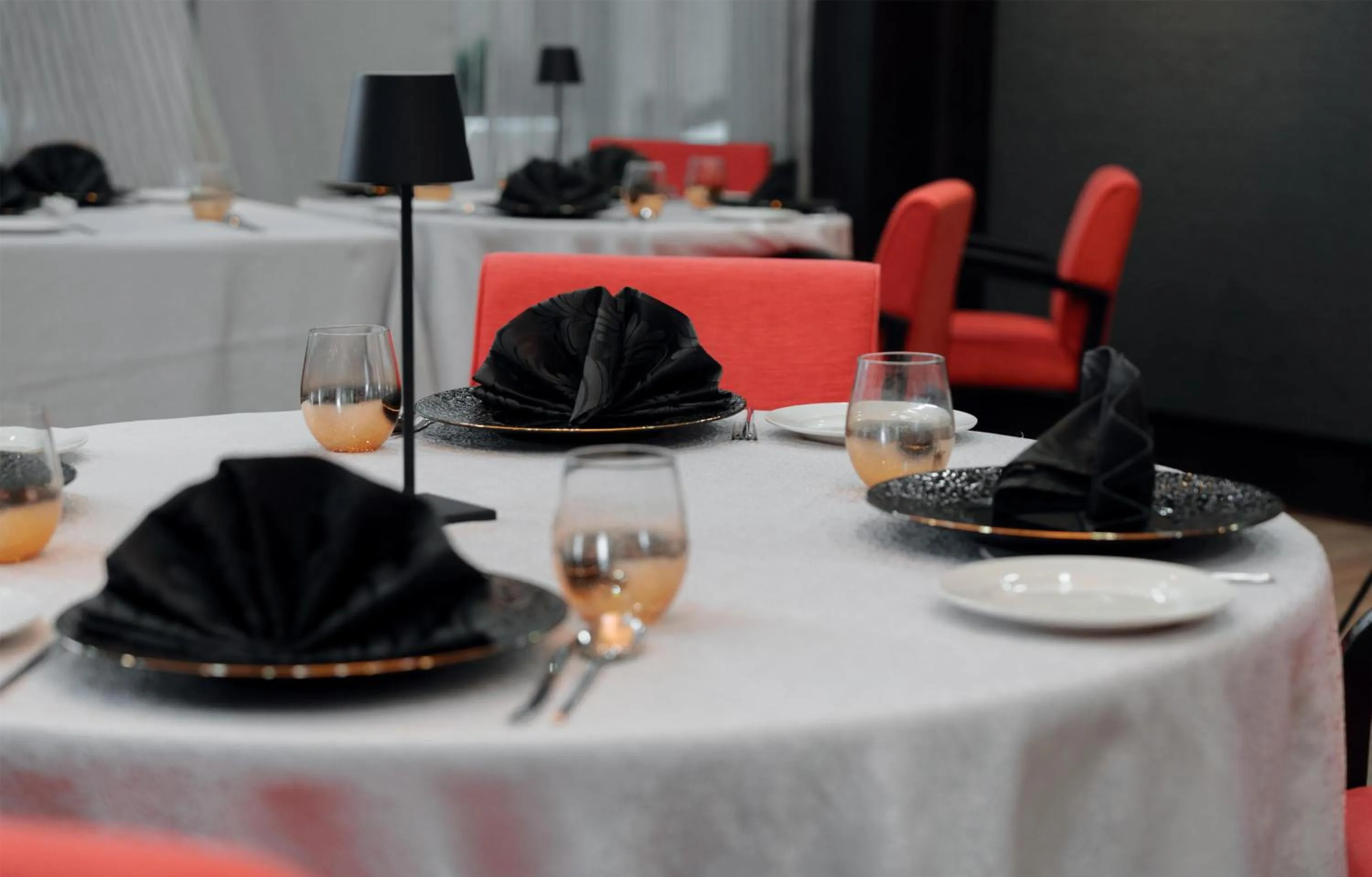 Restaurant/places to eat in Radisson Hotel Brunei Darussalam