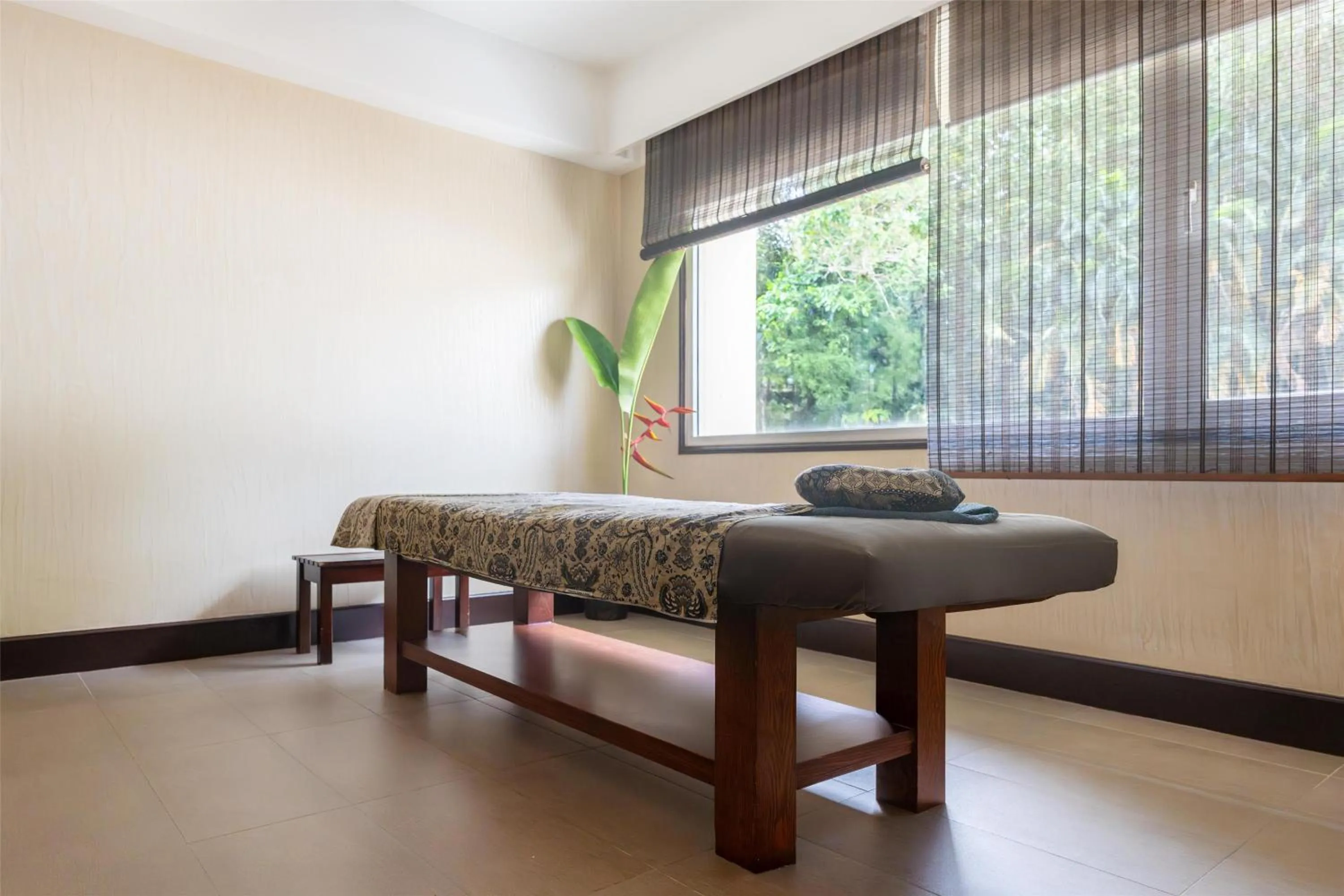 Spa and wellness centre/facilities in Radisson Hotel Brunei Darussalam