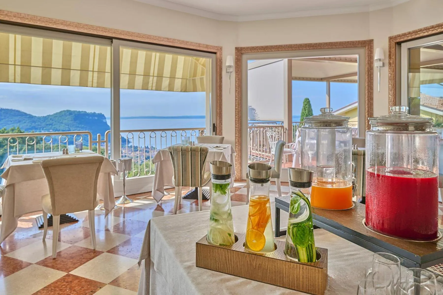 Breakfast in Madrigale Panoramic Lifestyle & Soulful Hotel