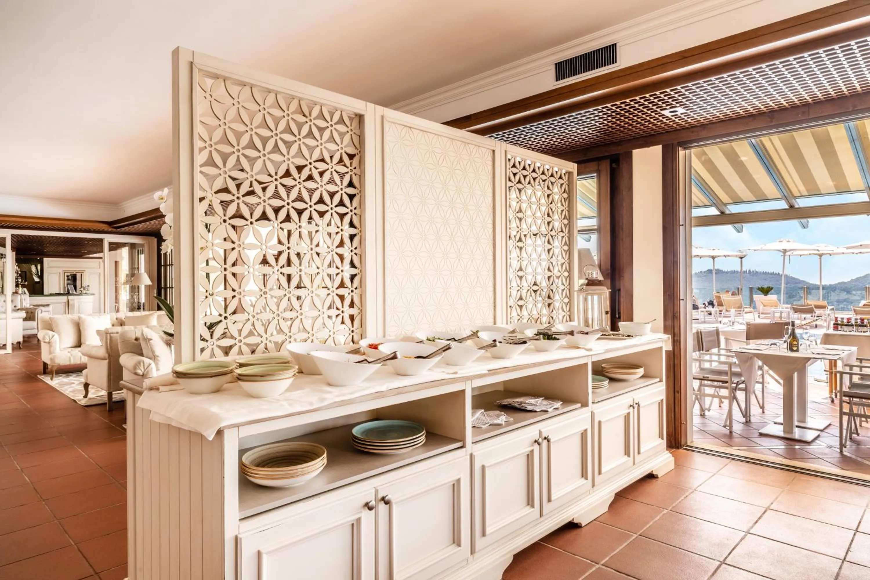 Restaurant/places to eat in Madrigale Panoramic Lifestyle & Soulful Hotel