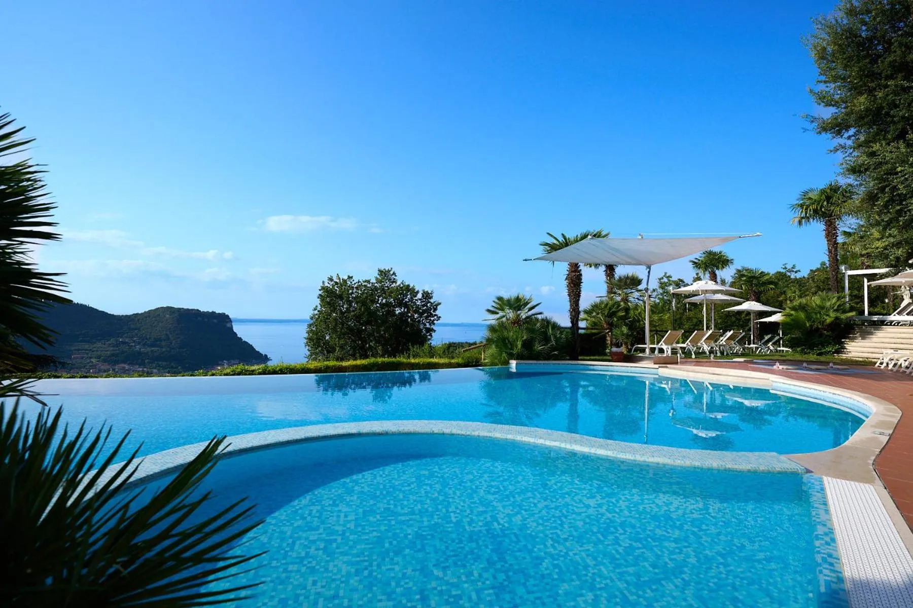 Swimming pool in Madrigale Panoramic Lifestyle & Soulful Hotel