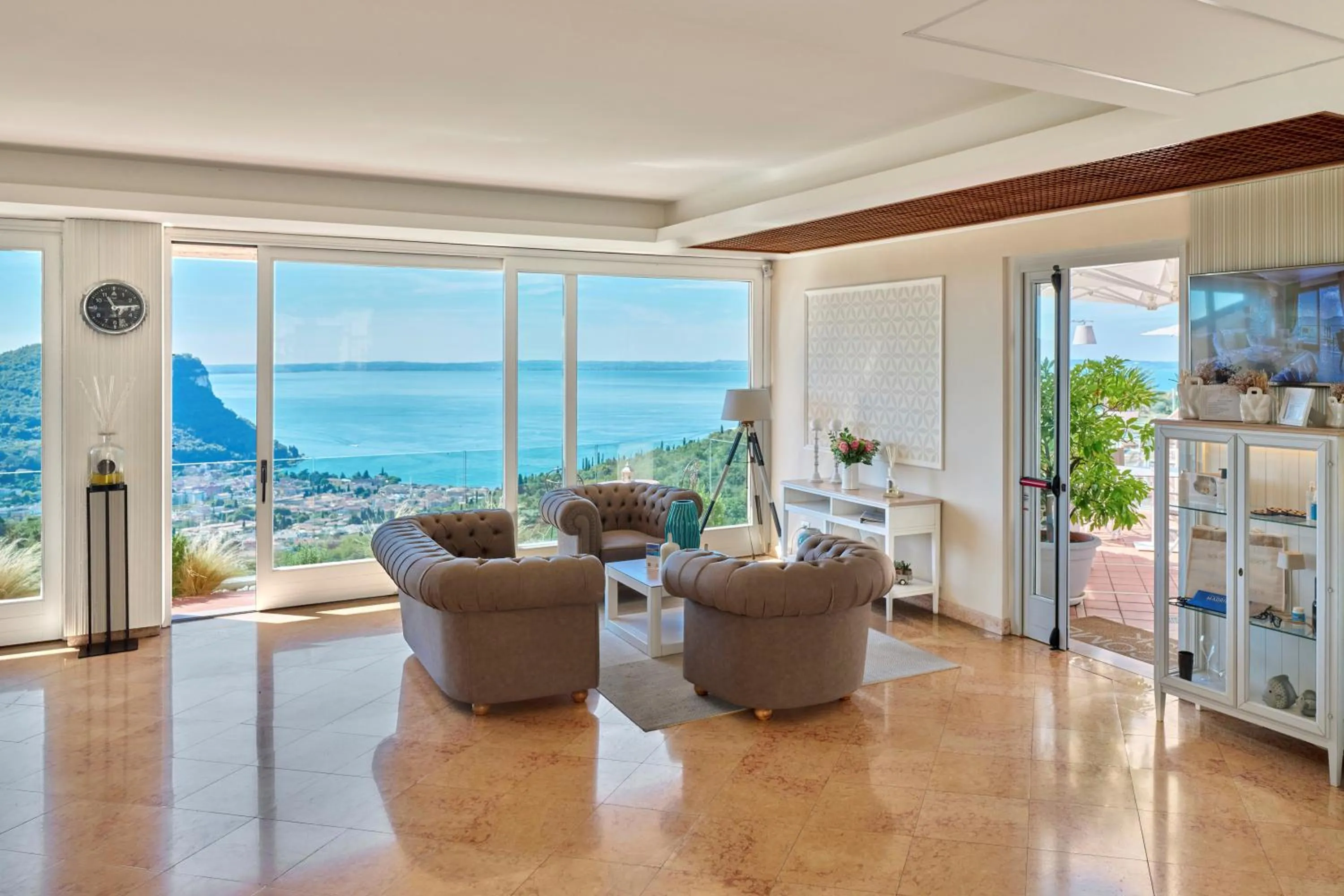 Madrigale Panoramic Lifestyle & Soulful Hotel