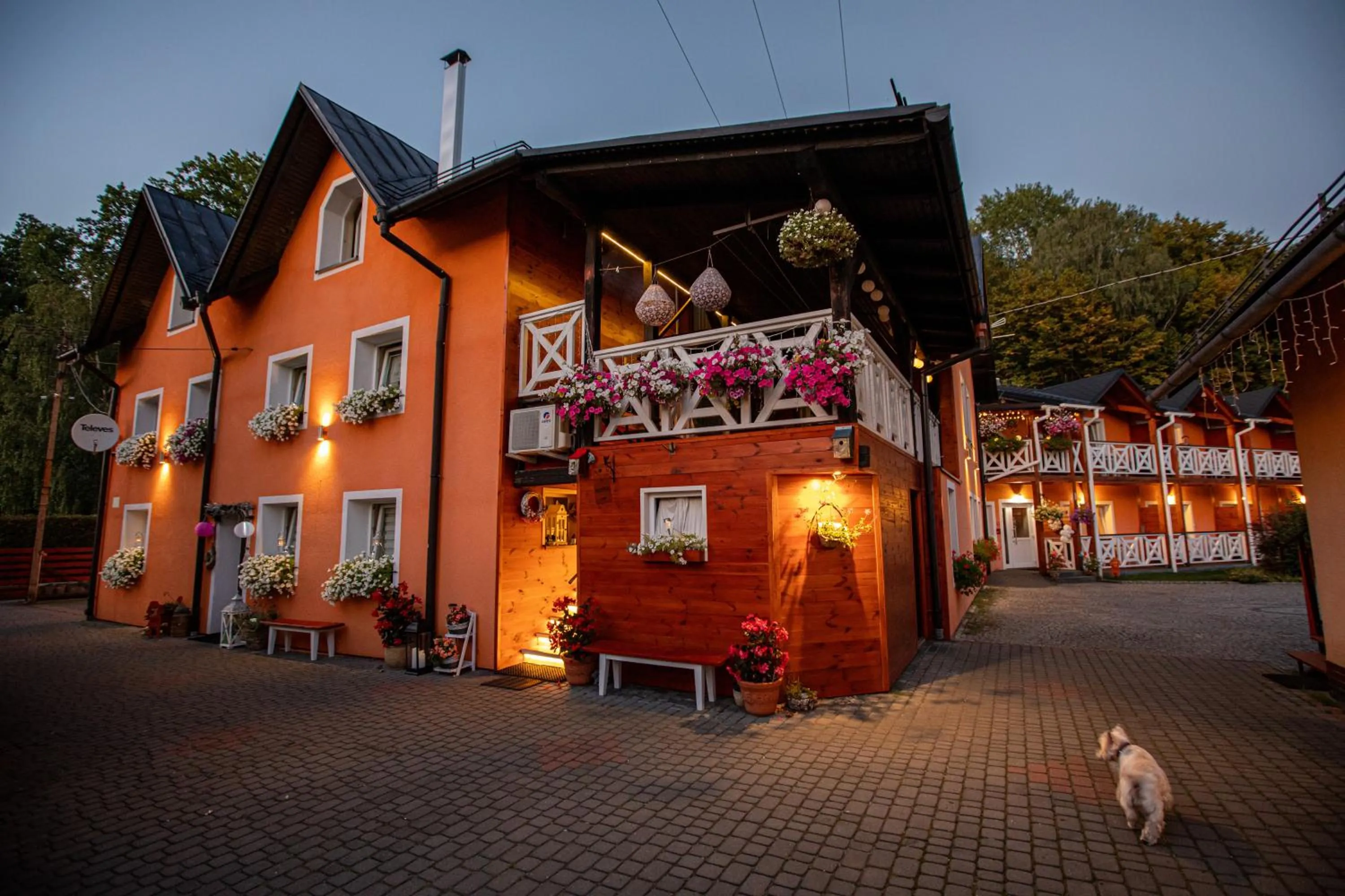 Property building in Gosciniec Pod Brzegiem