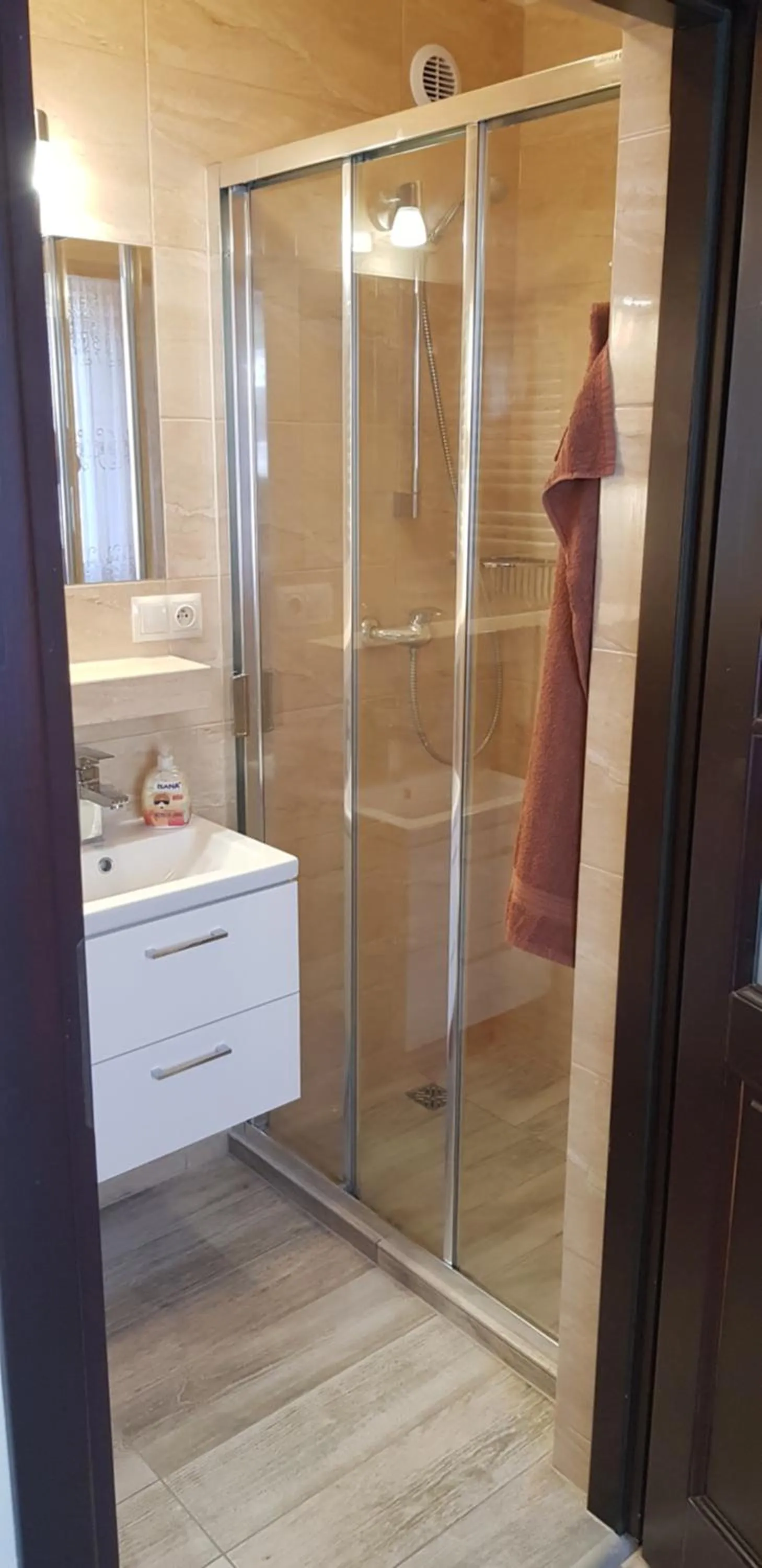 Gosciniec Pod Brzegiem